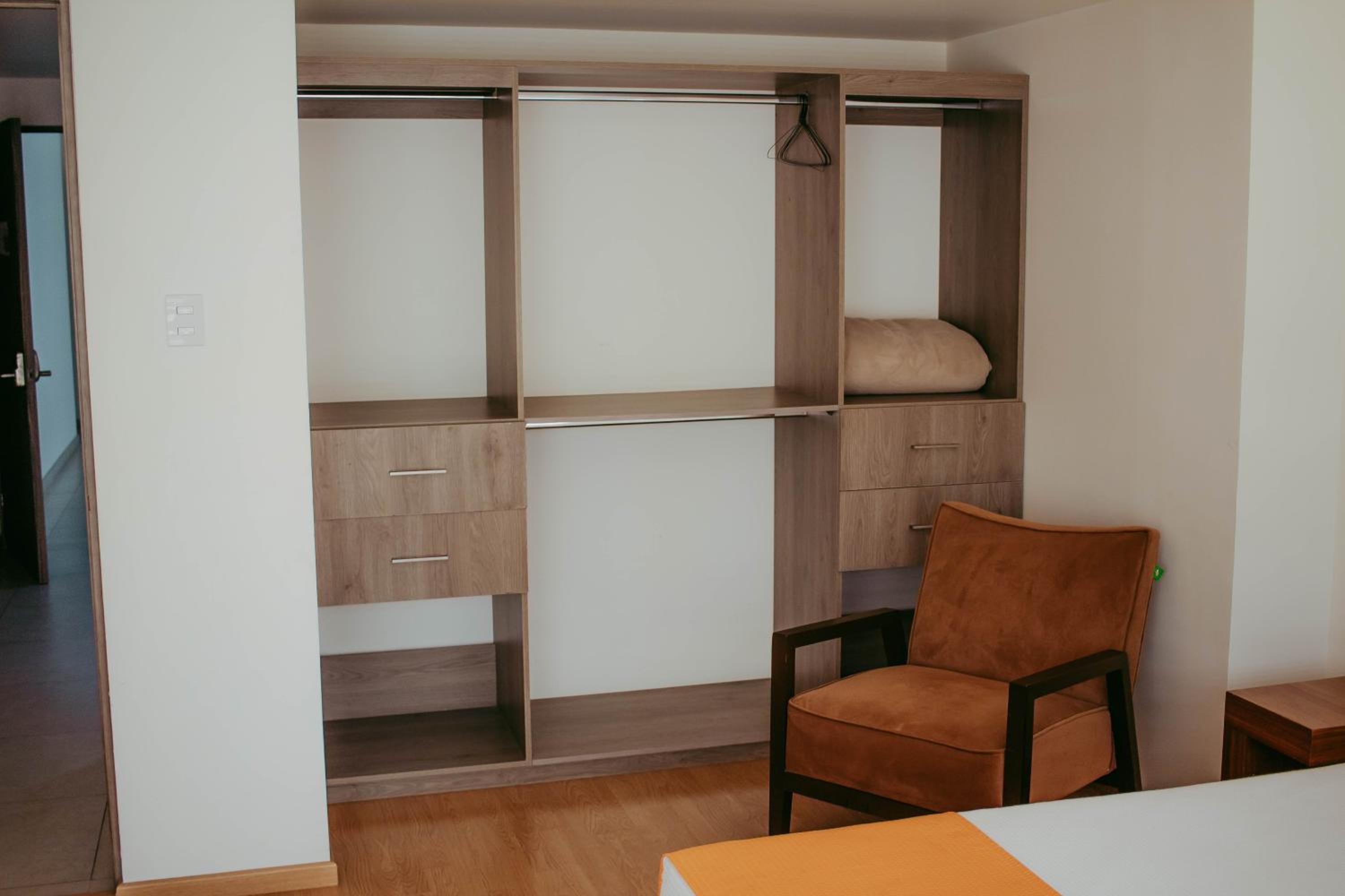 Apartment photo 3