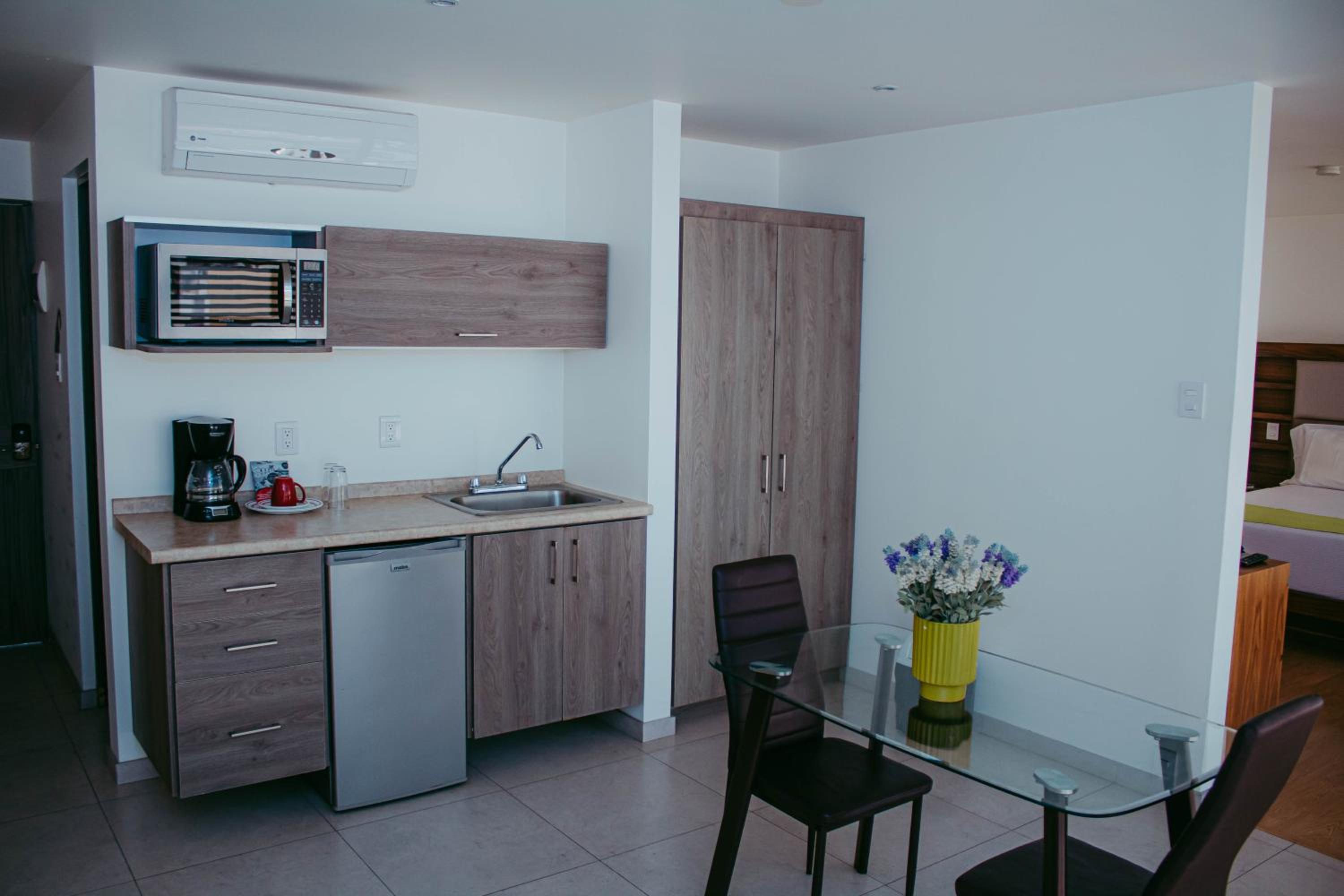 Apartment photo 3