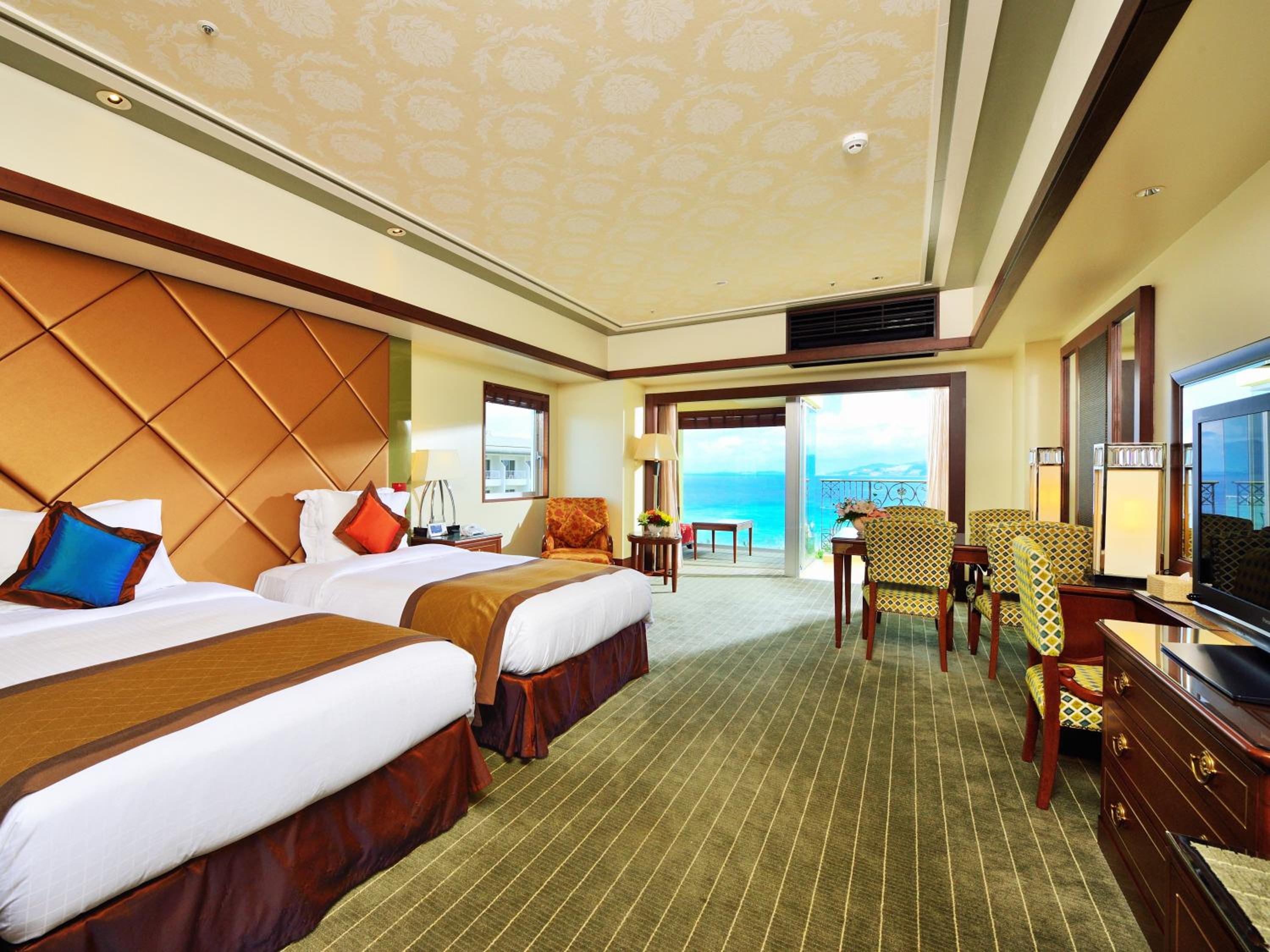Premier Grand Suite (3 Adults)
