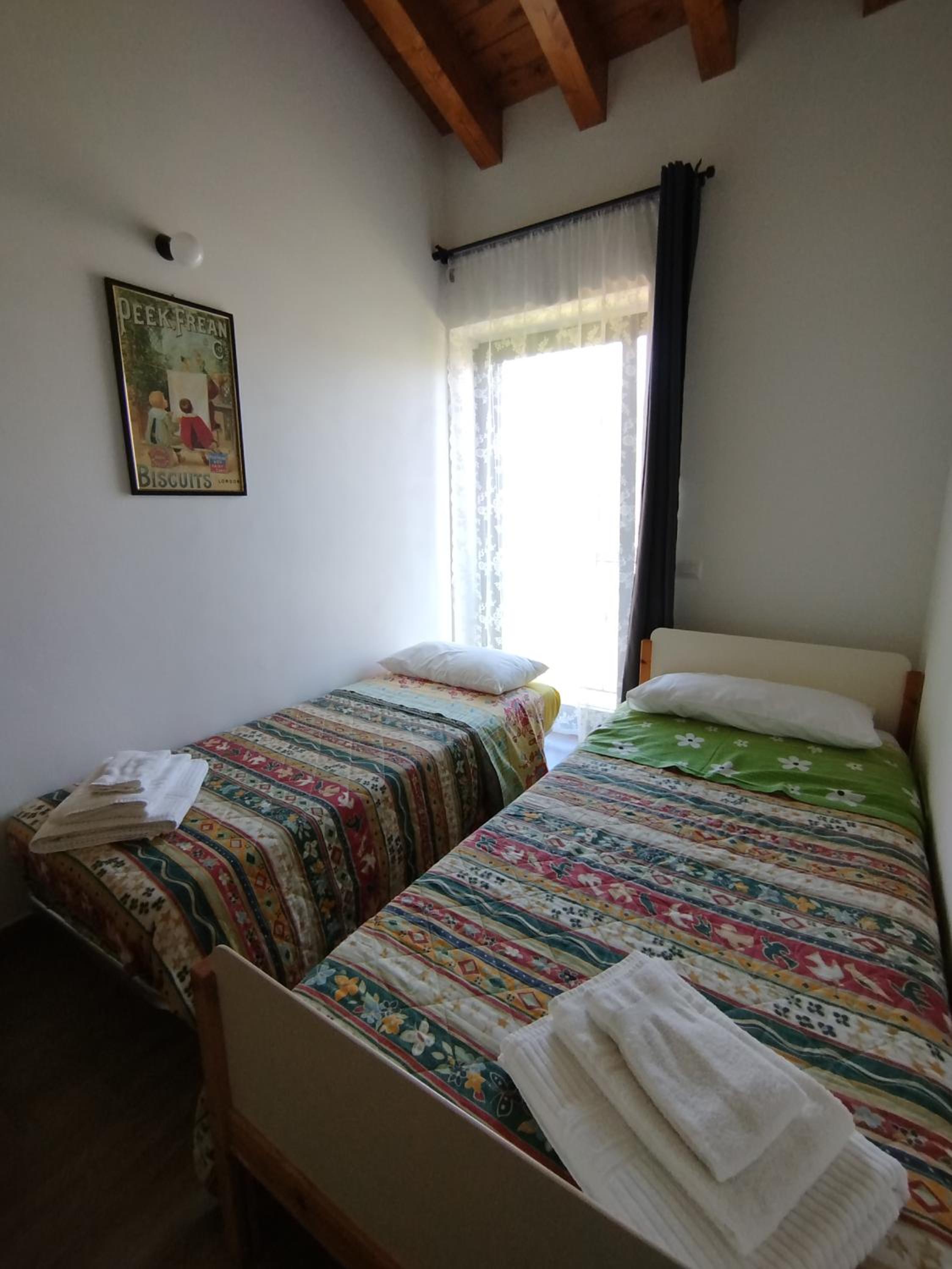 Large Double Room photo 2