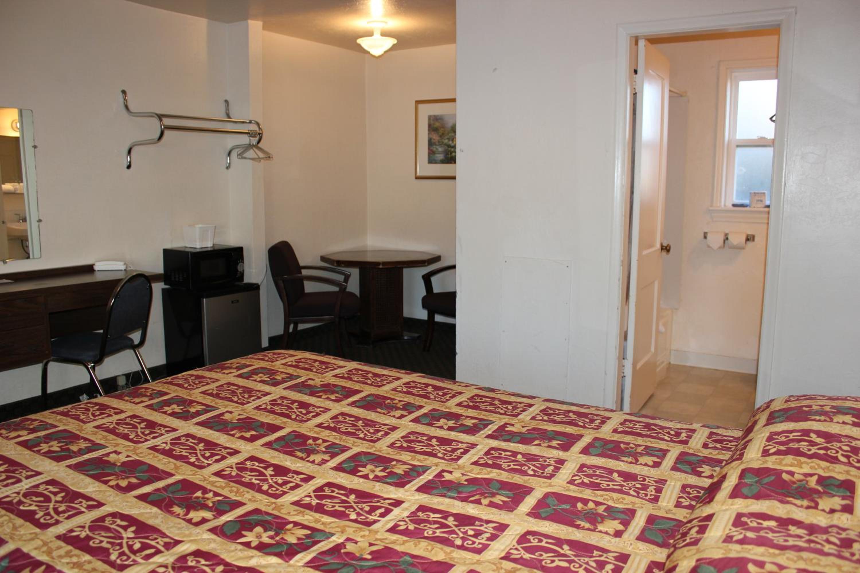 Standard Single Room photo 3