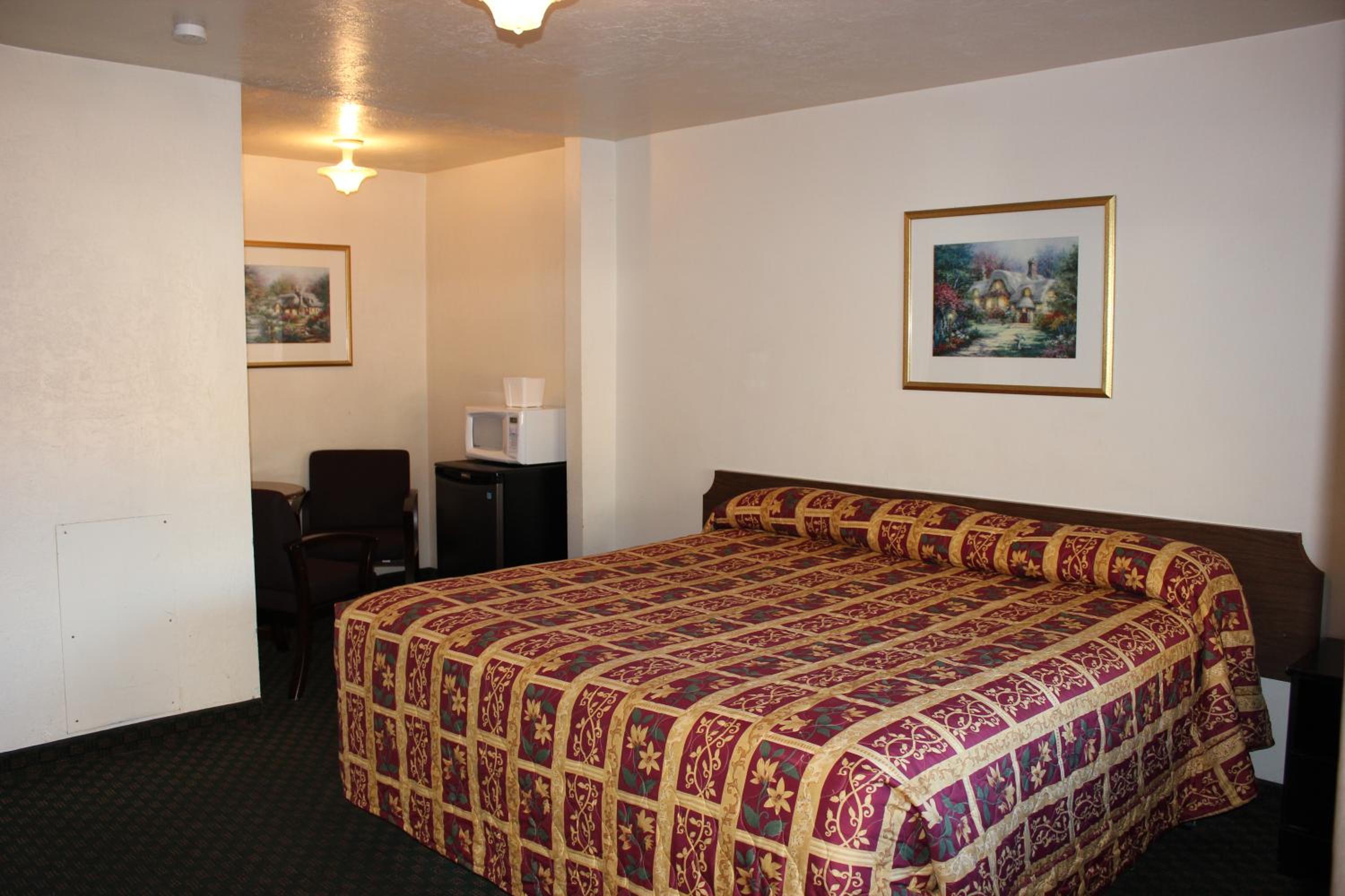 Budget Single Room photo 2