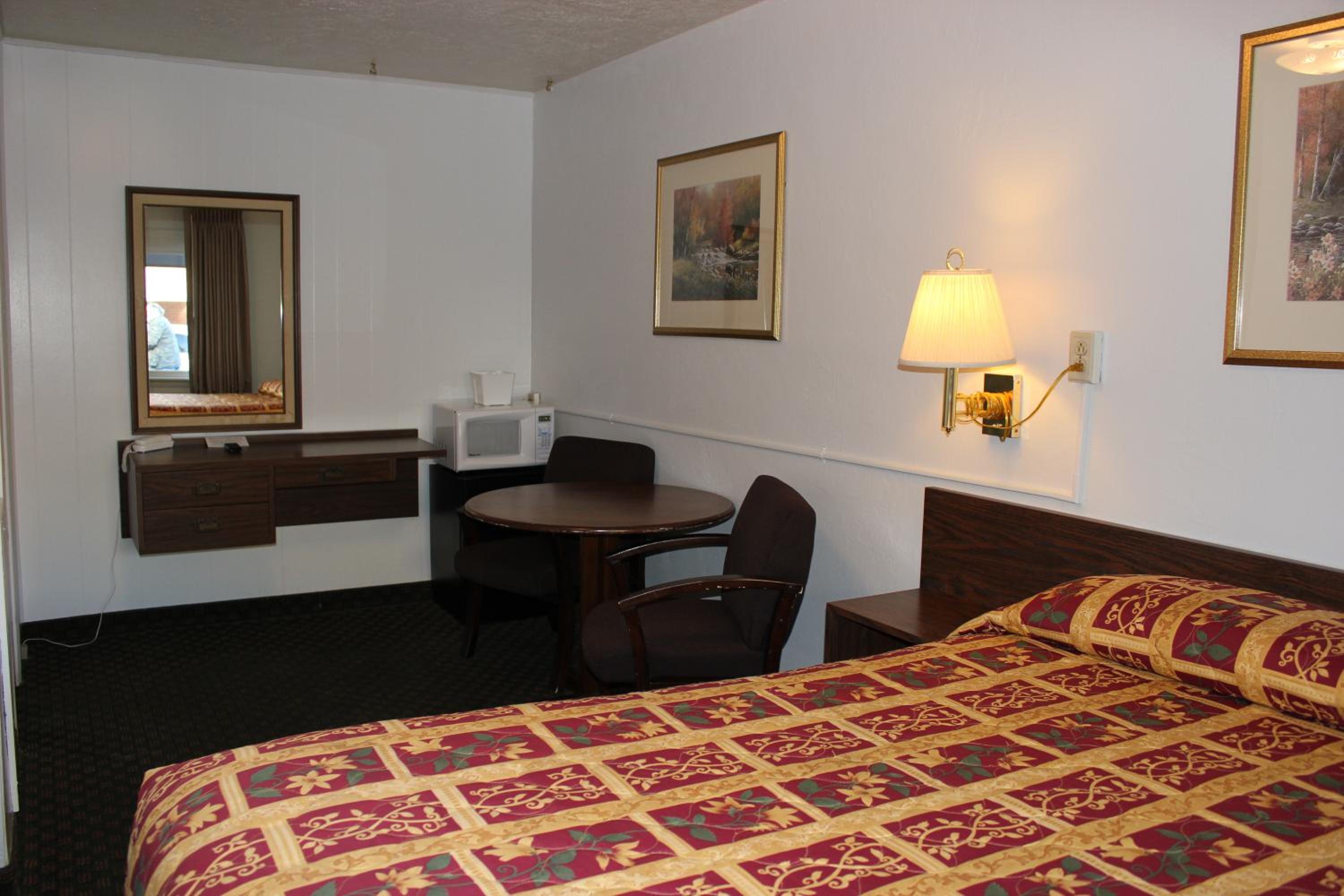 Budget Single Room photo 3