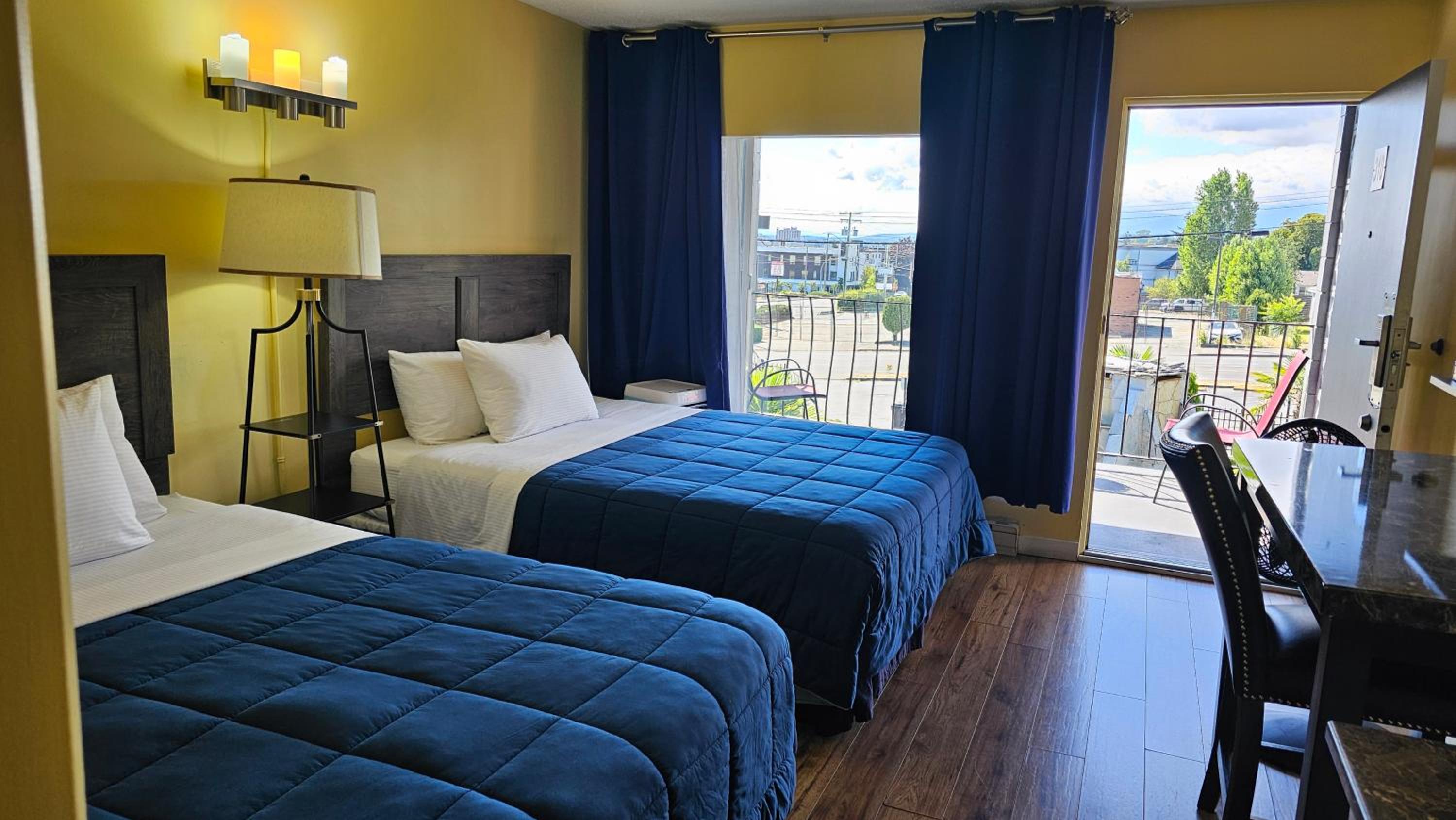 Family Double Room photo 2
