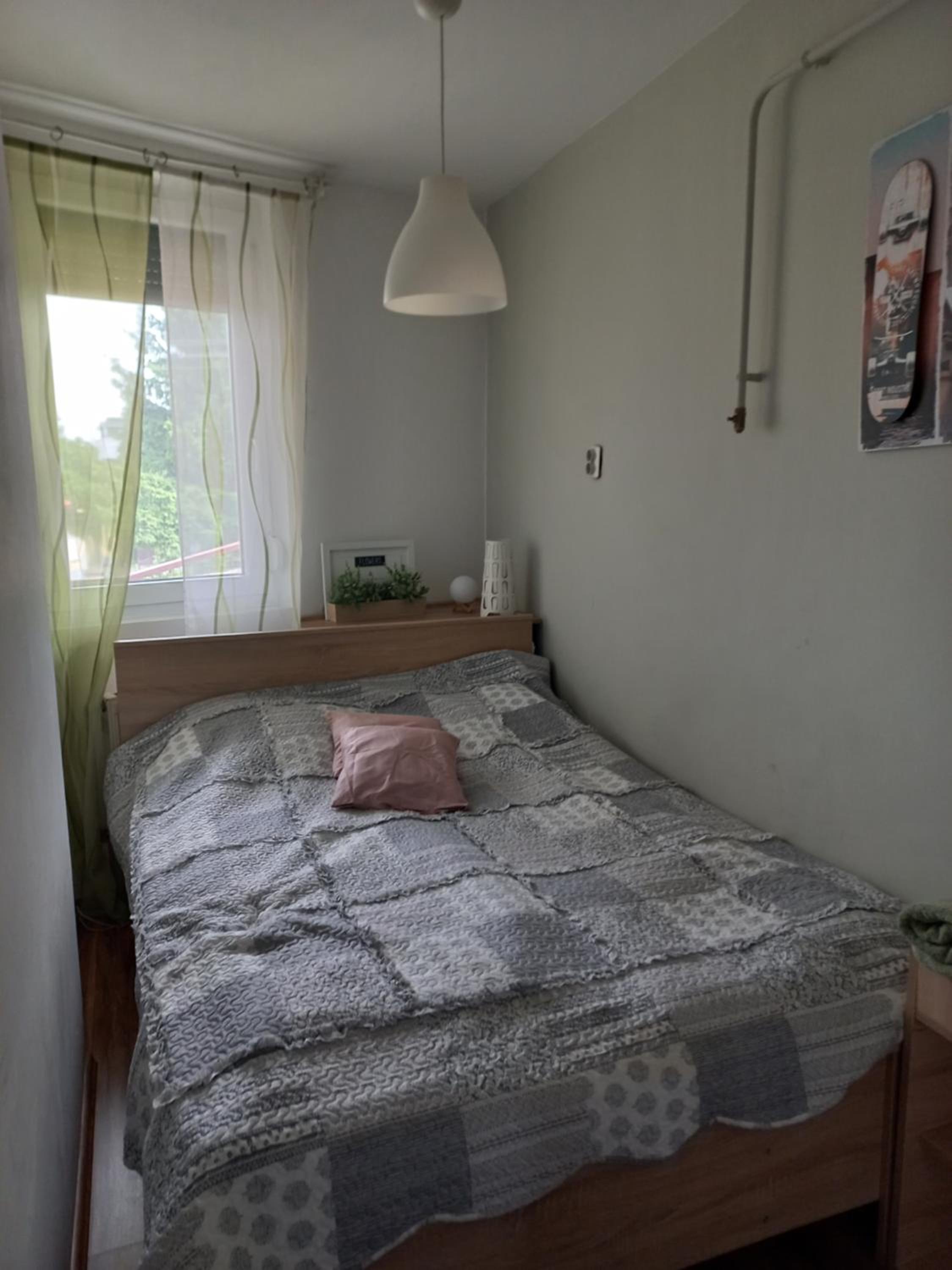 One-Bedroom Apartment - Photo 30