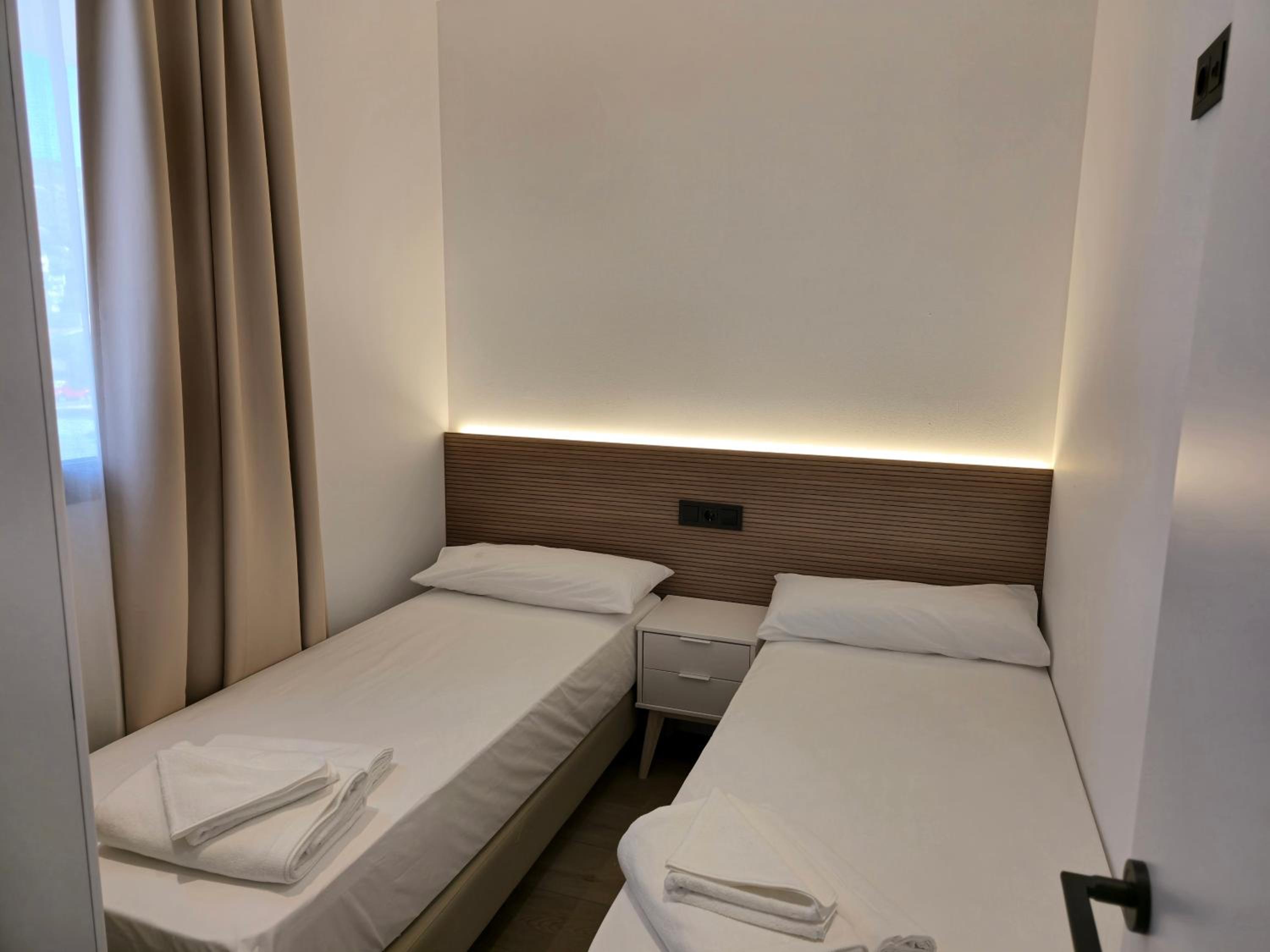 Apartamento de dos habitaciones con balcón