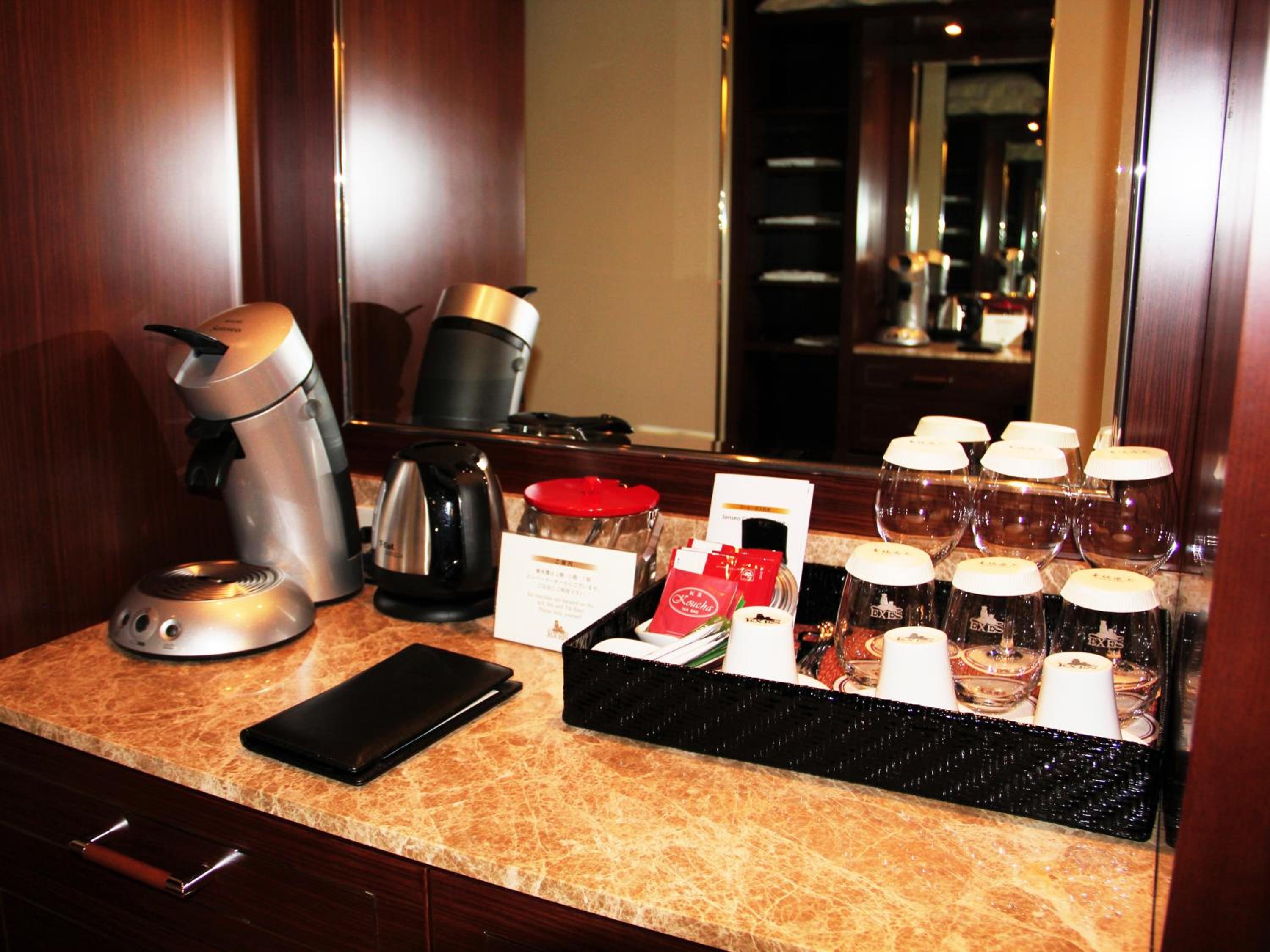 Premier Twin Room - Photo 3