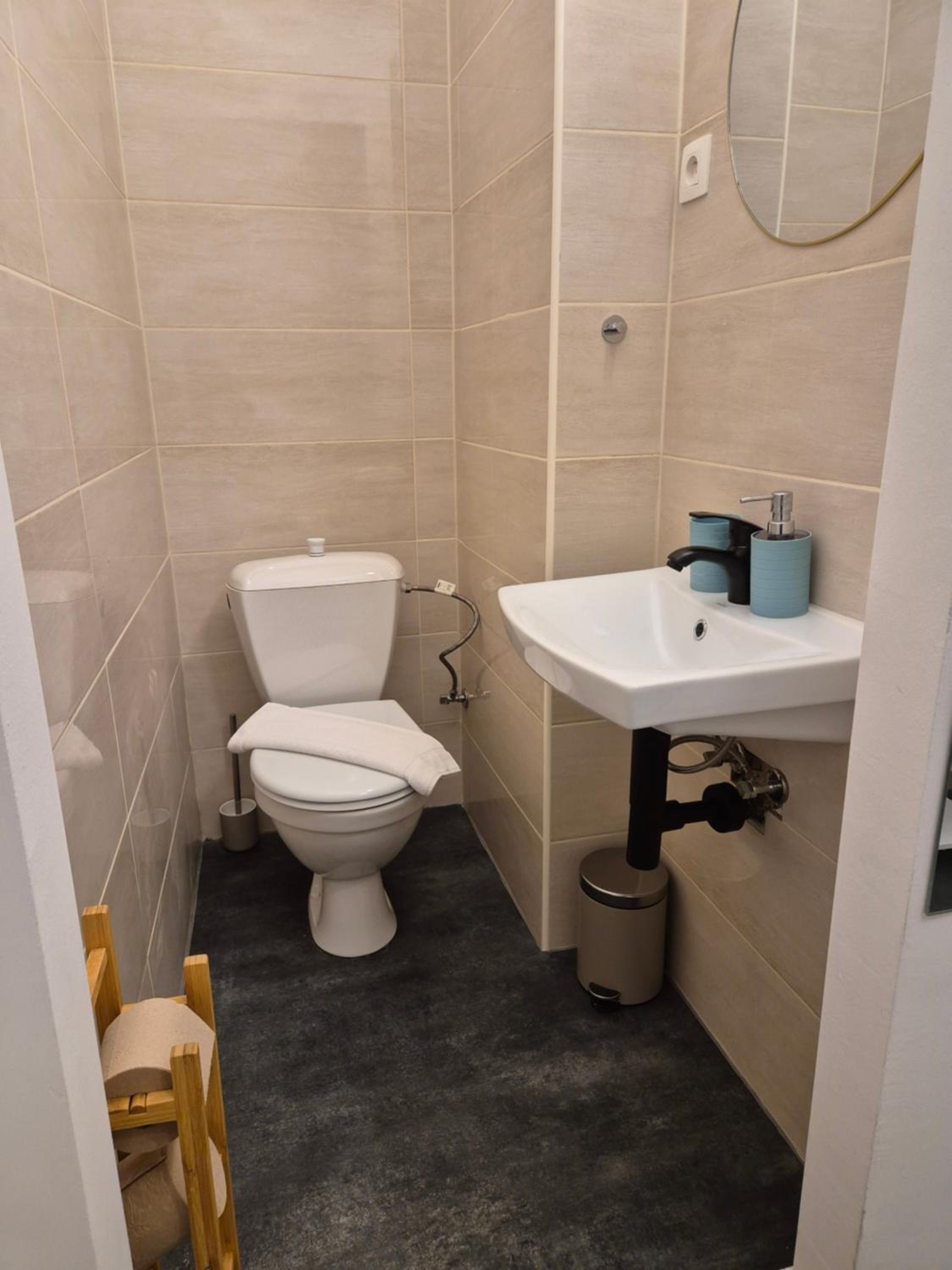 Standard Double Room photo 3