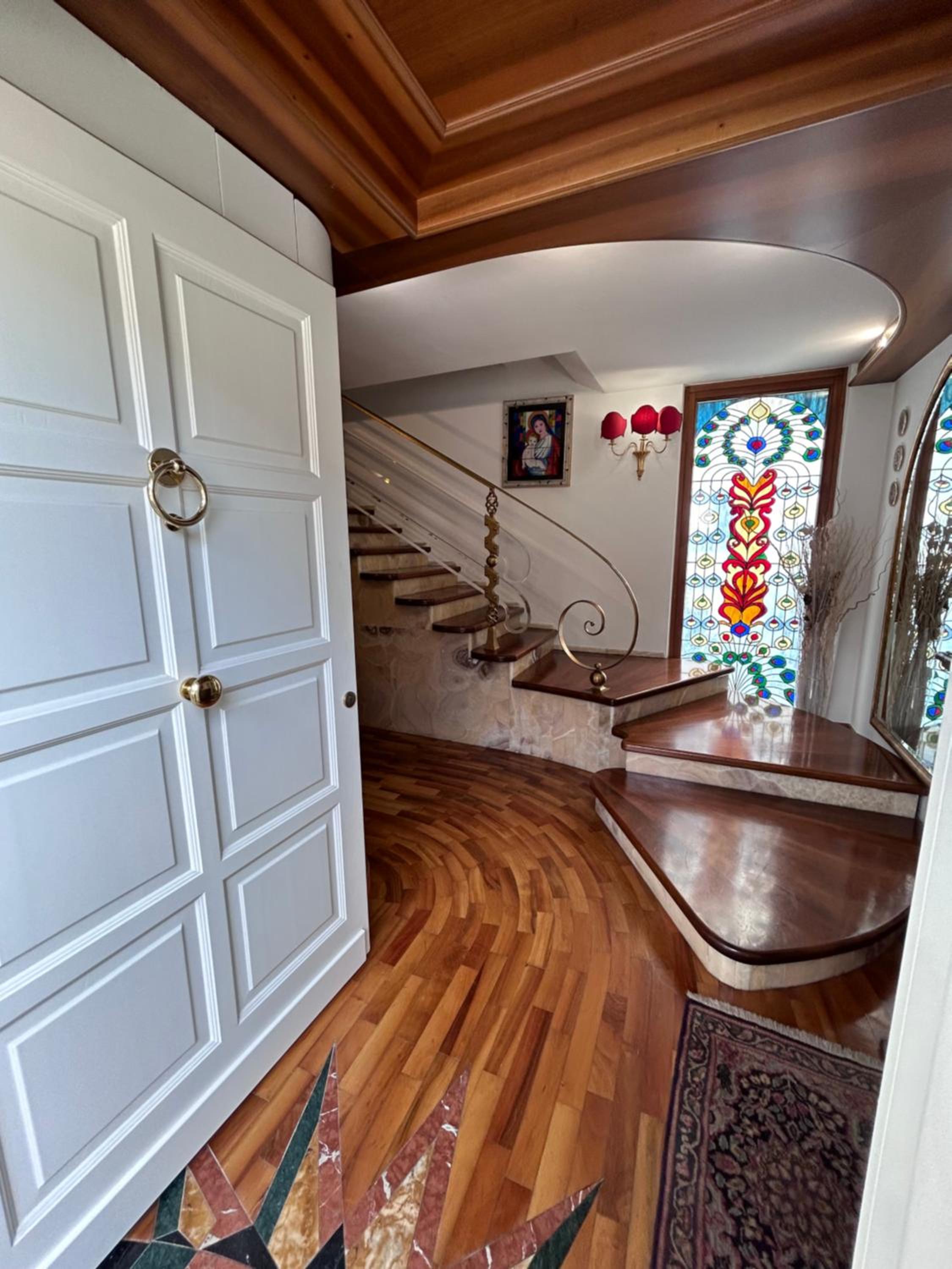 Suite Apartment