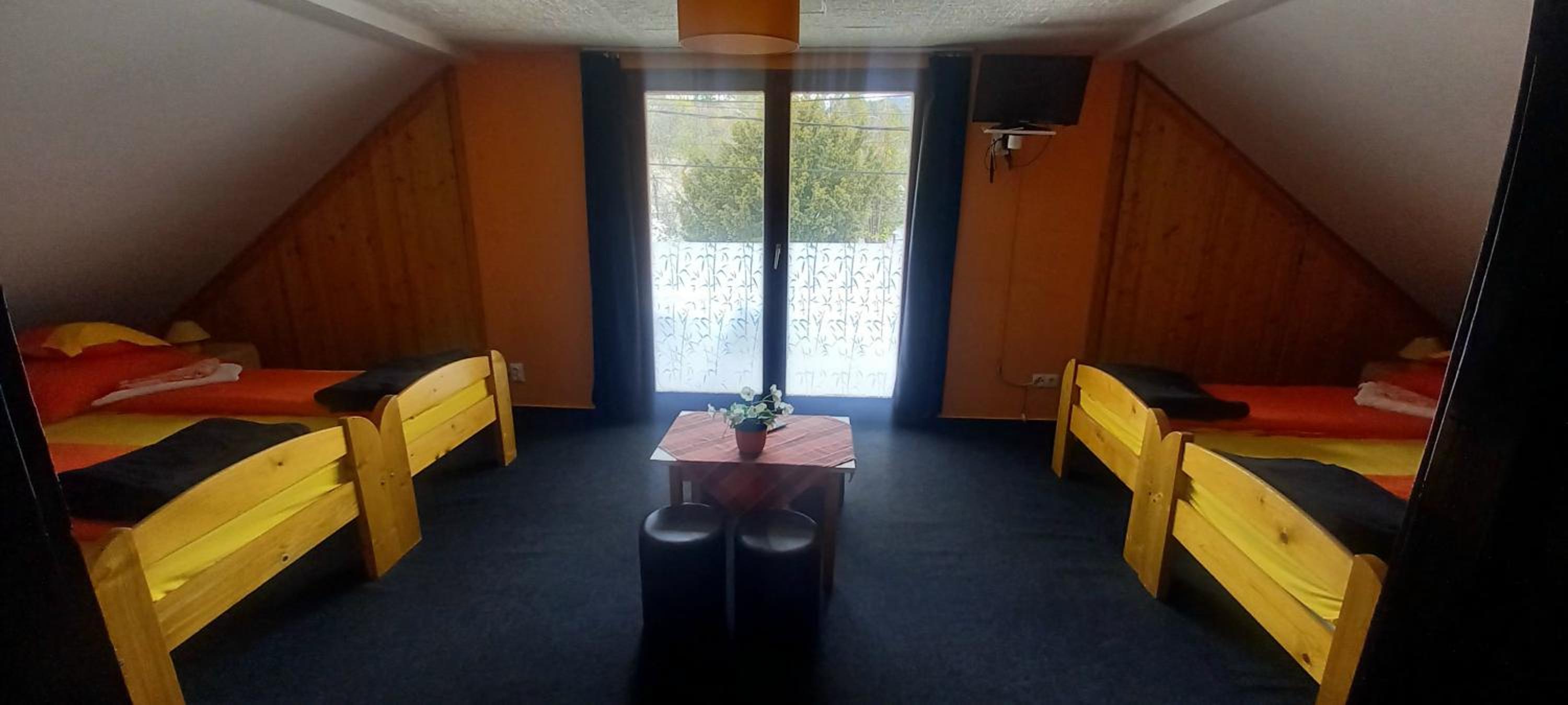 Quadruple Room with Balcony photo 3