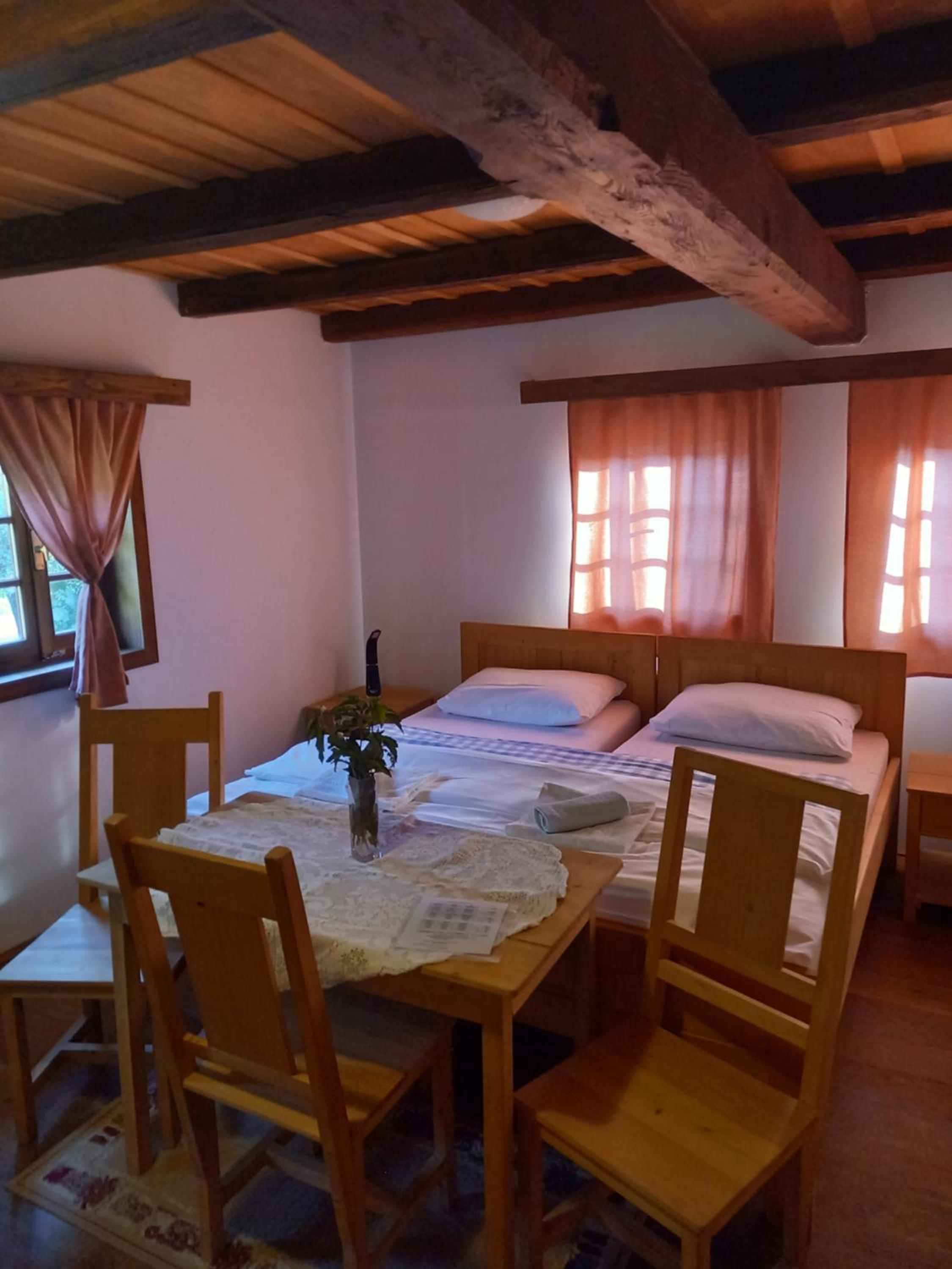 Triple Room with Bathroom photo 2