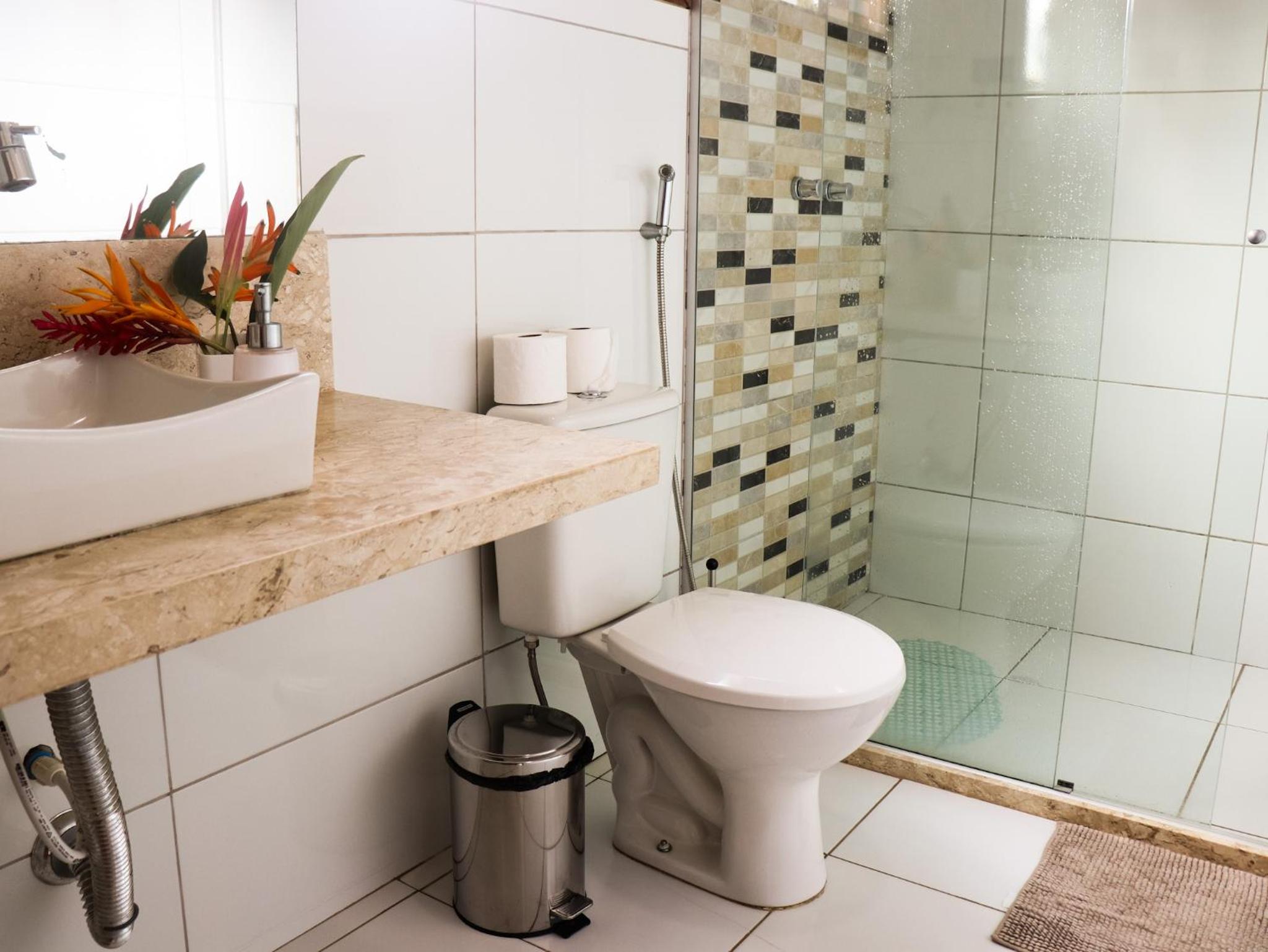 Studio Apartment - Photo 9