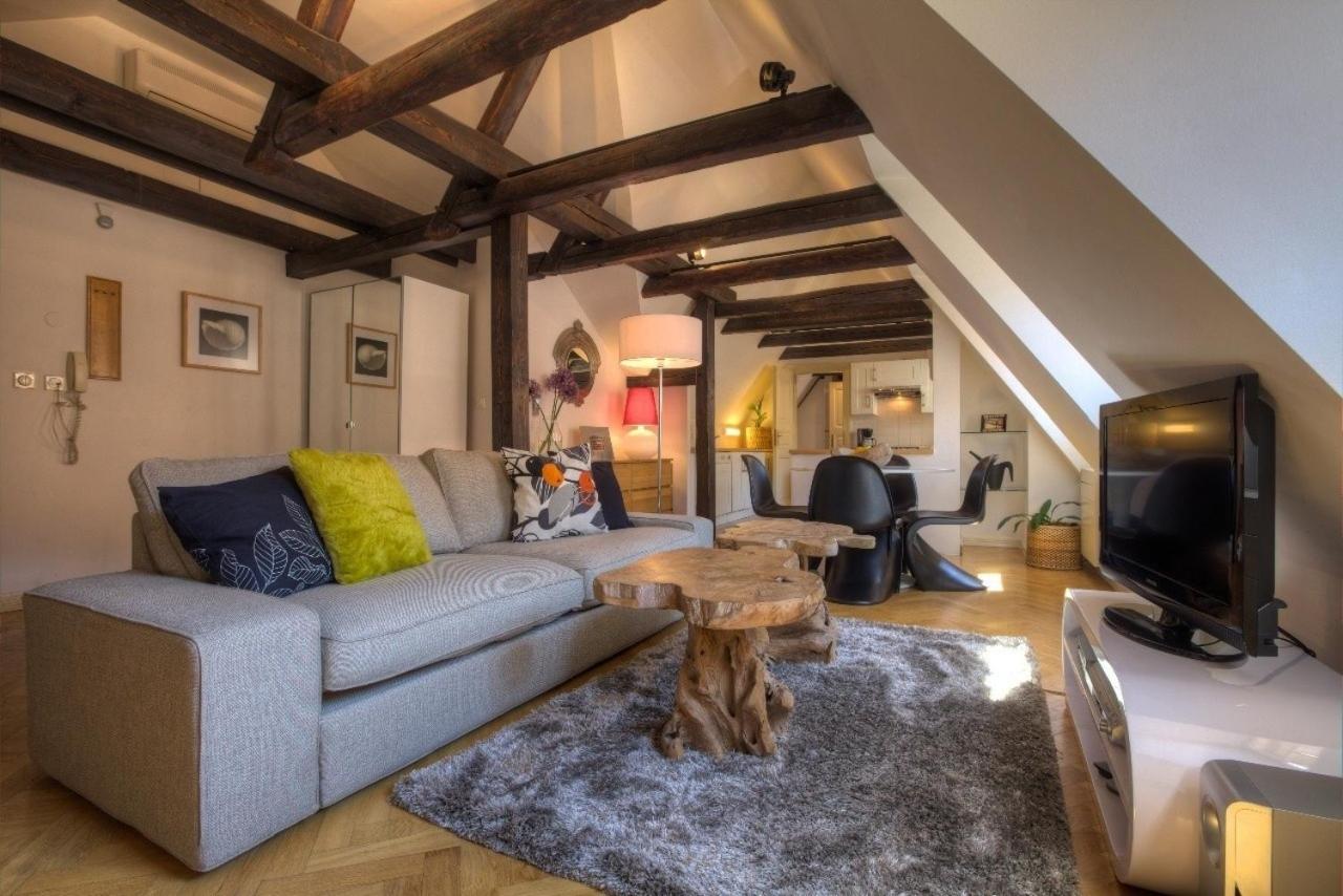 One-Bedroom Apartment - Attic