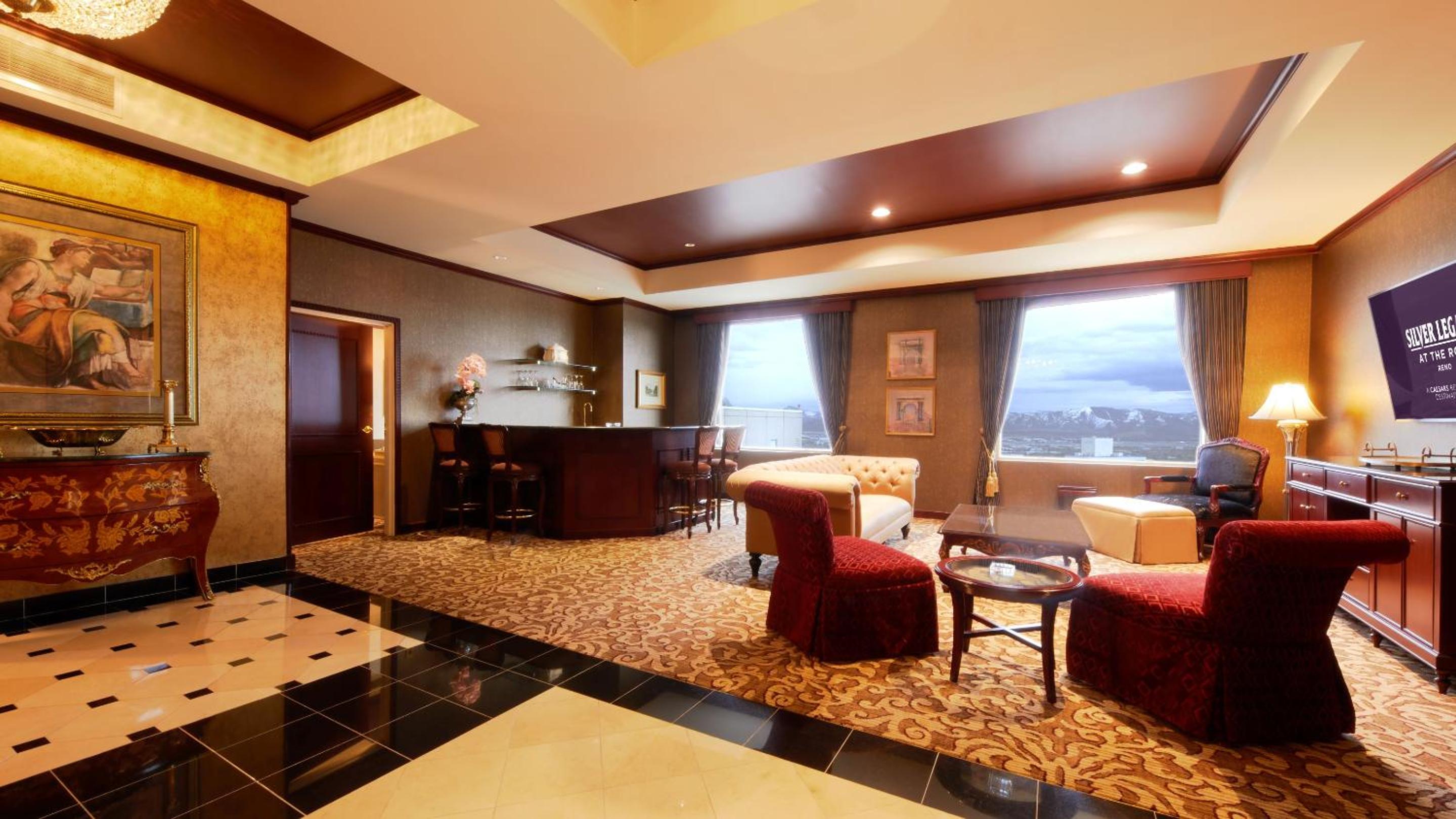 Penthouse One Bedroom Suite  - Photo 4