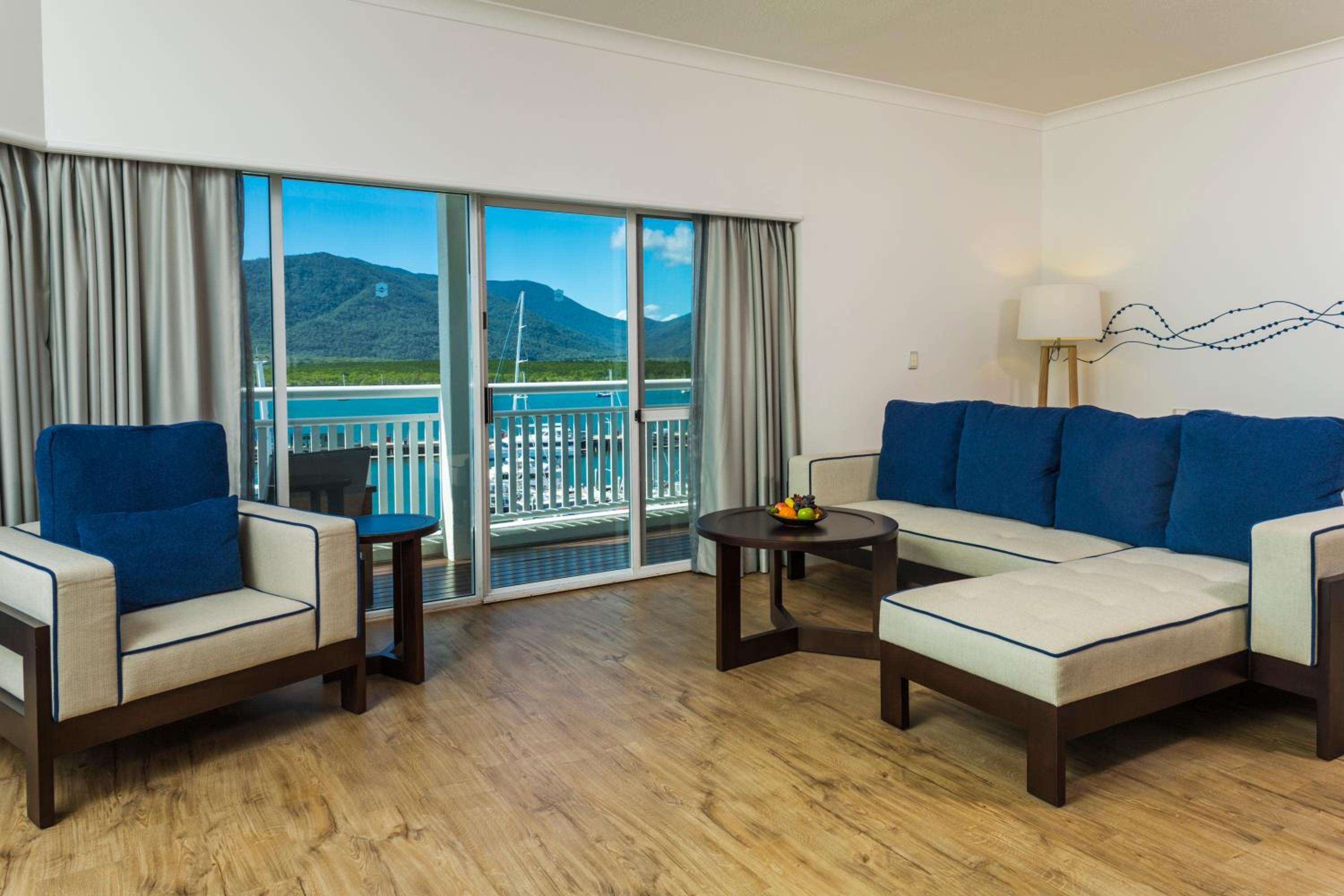 One-Bedroom Suite - Photo 13