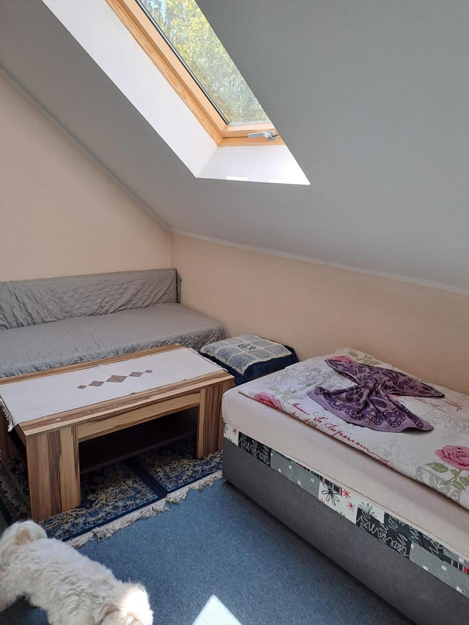 Standard Triple Room photo 2