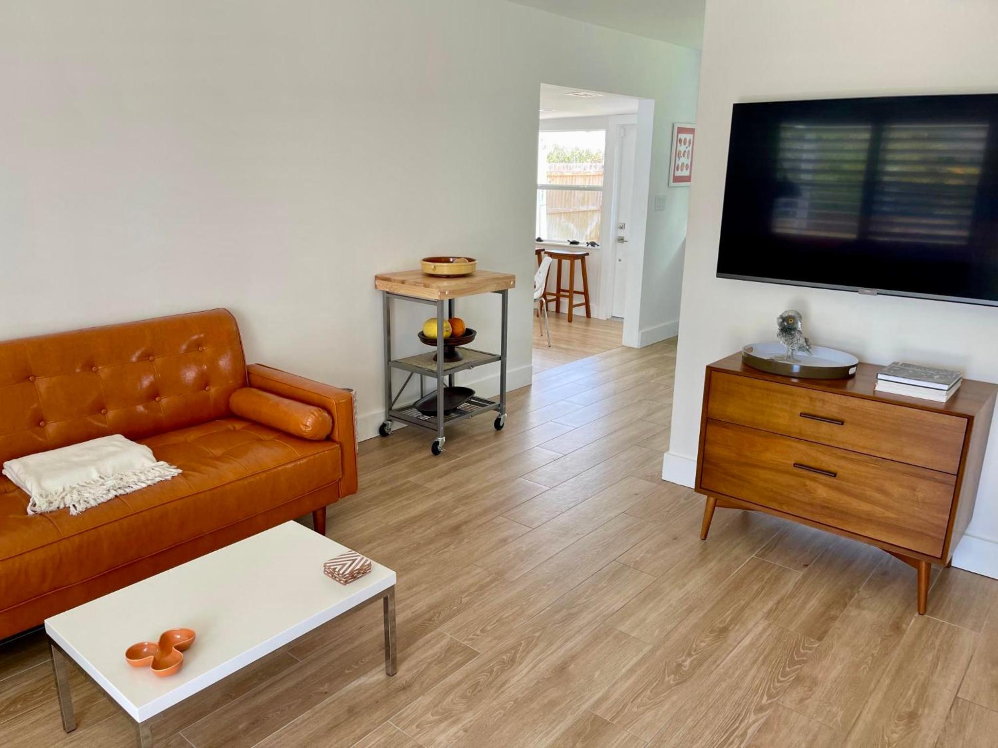 Two-Bedroom House photo 2