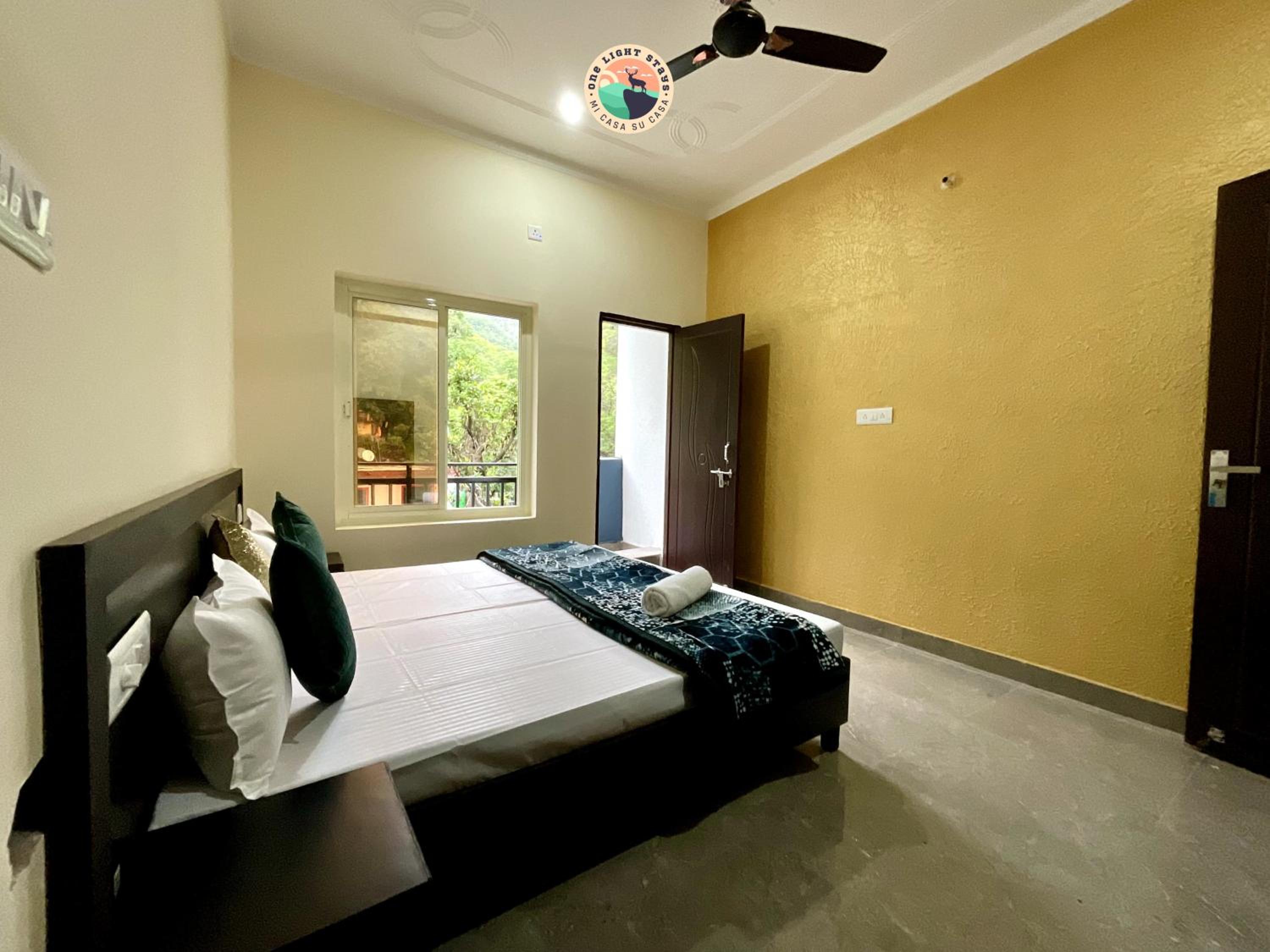 Deluxe Room - Photo 1