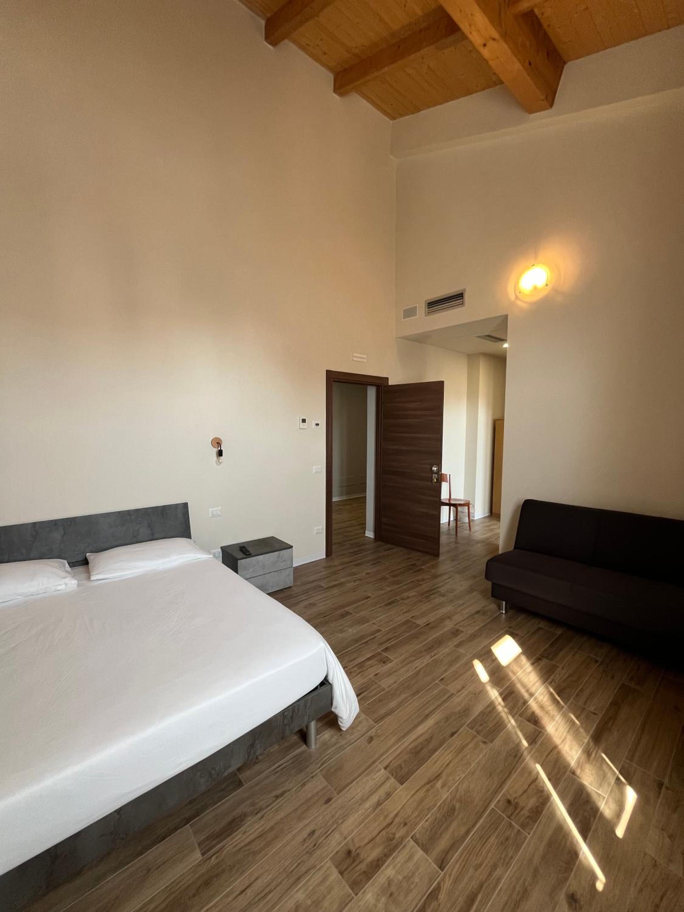 Triple Room photo 2