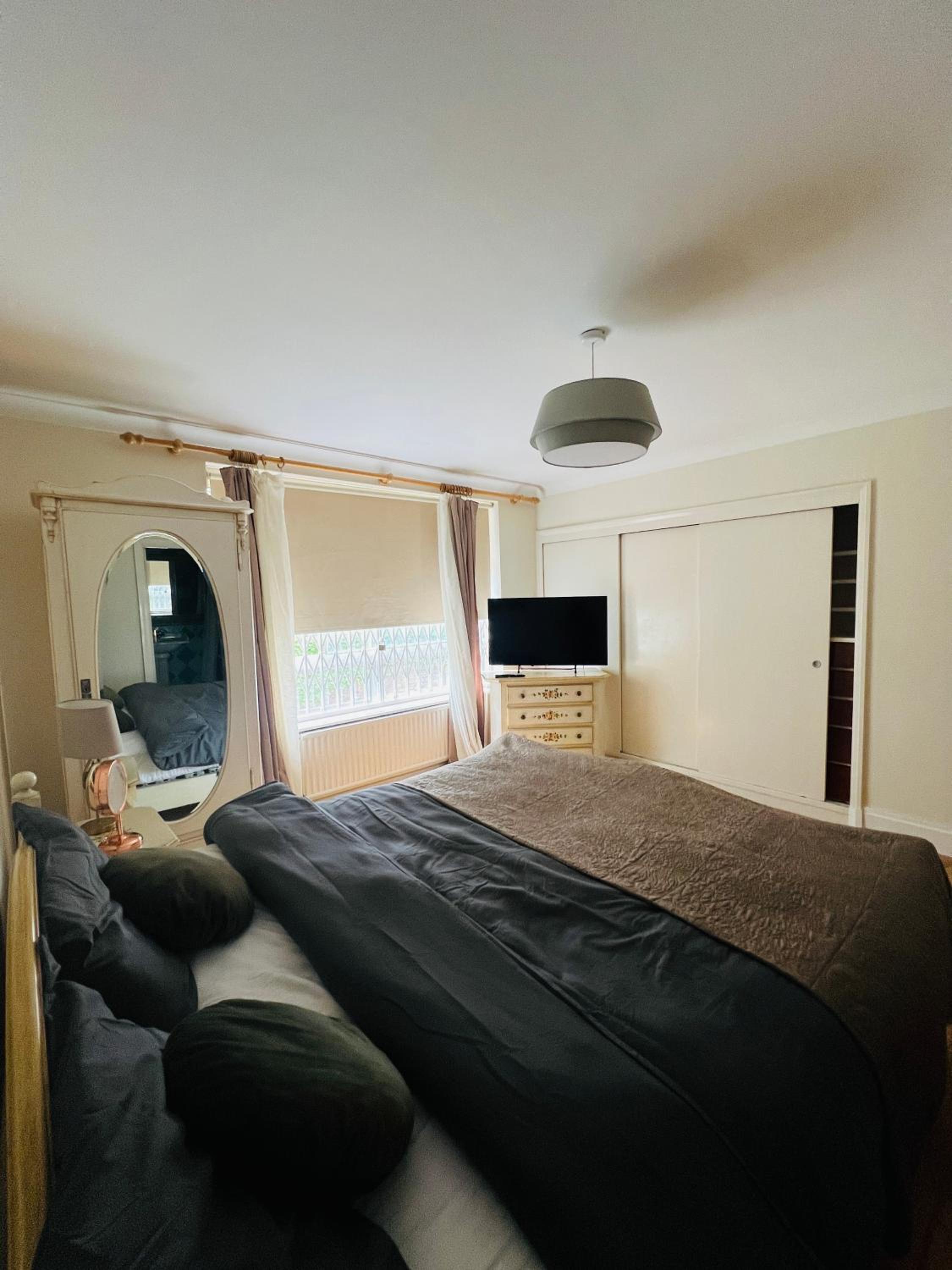Three-Bedroom Villa photo 3