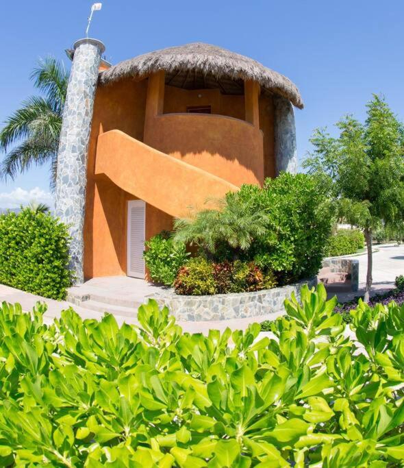 One-Bedroom Villa photo 2