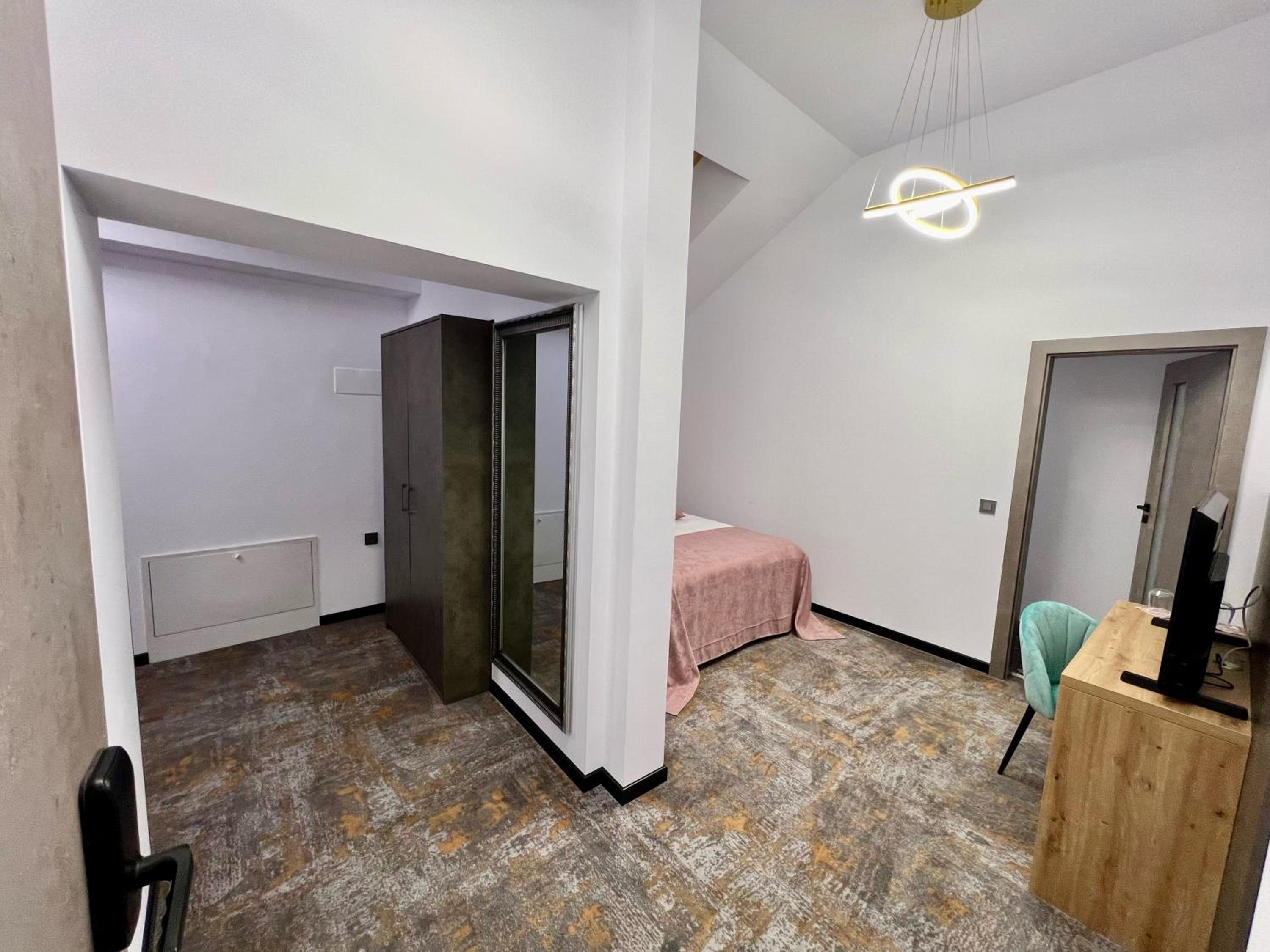 Two-Bedroom Deluxe Apartment photo 3