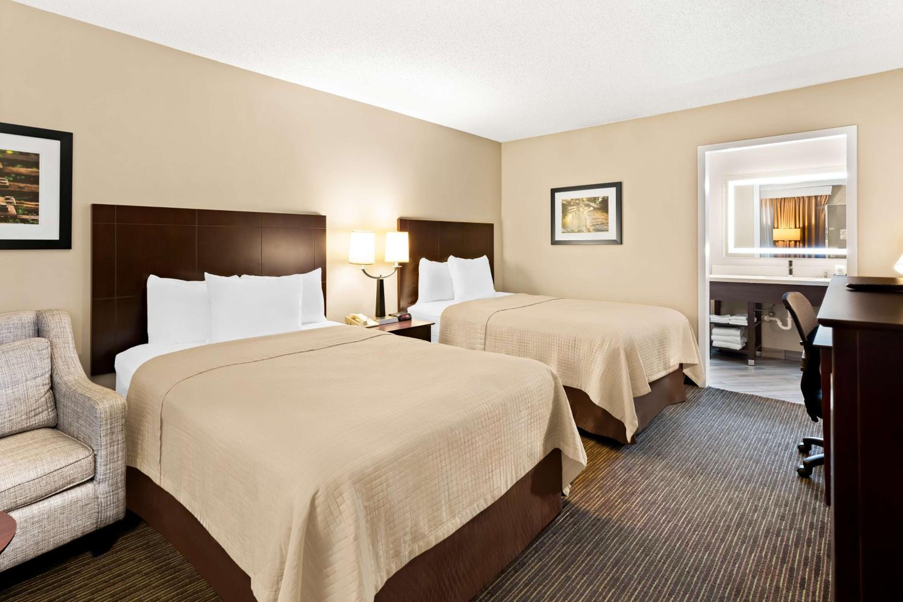 Double Room with Two Double Beds - Non-Smoking