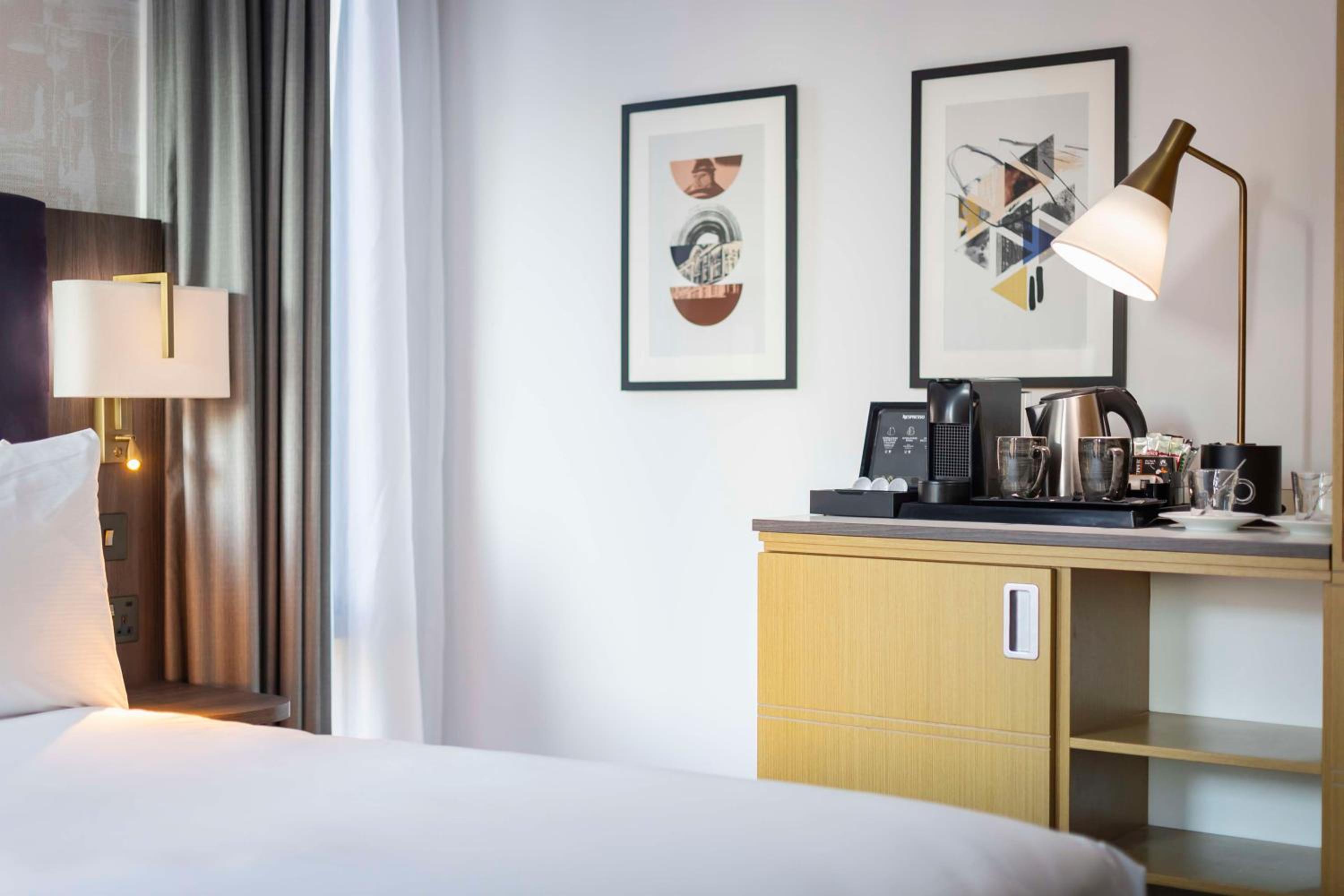Deluxe Twin Room - Photo 3