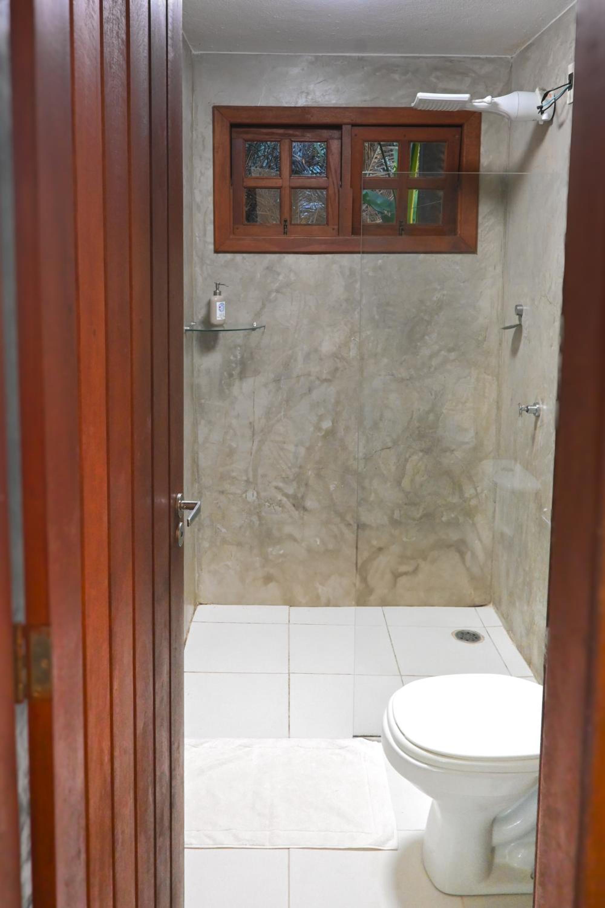 Standard Suite - Photo 5
