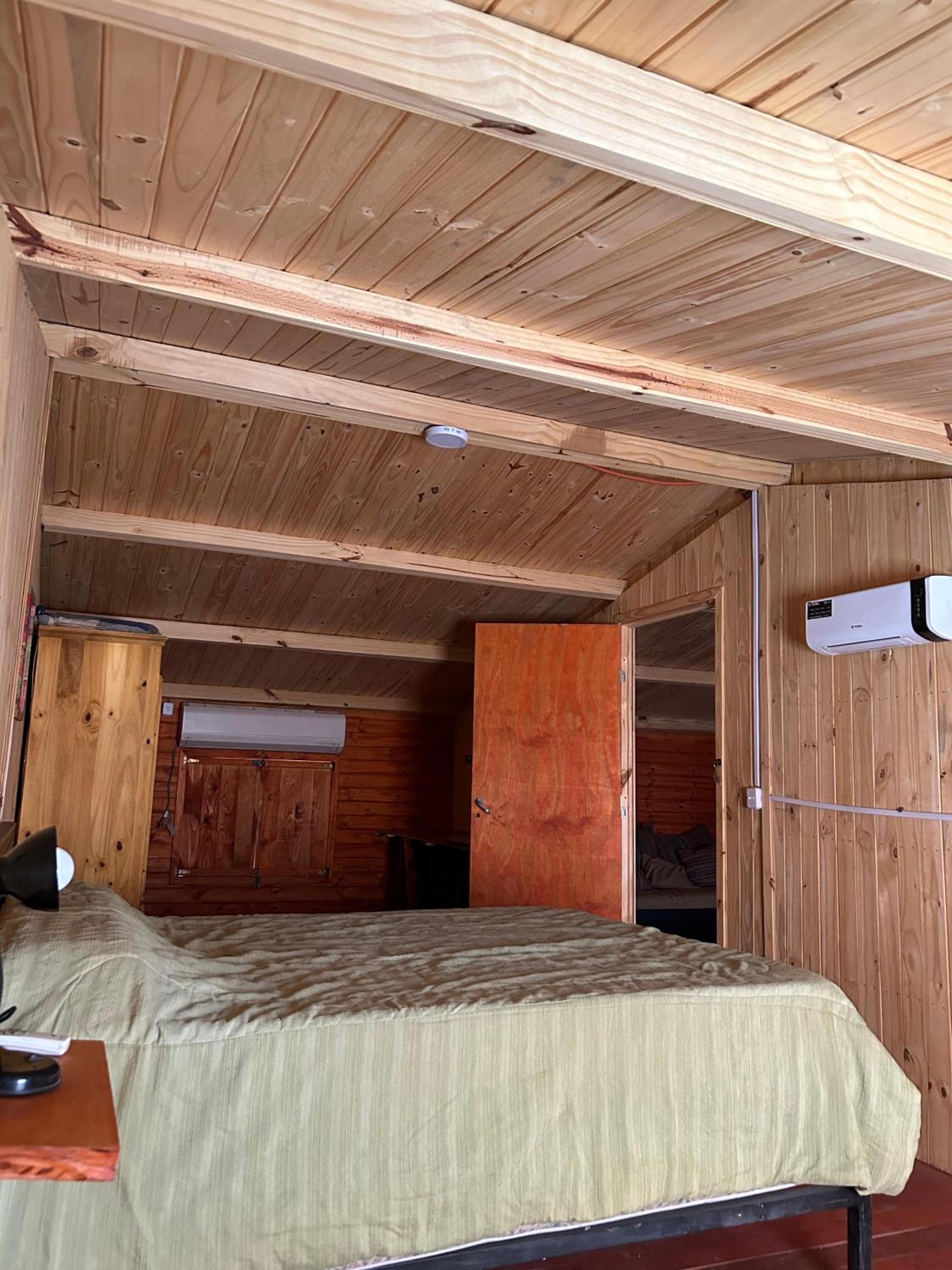 Three-Bedroom House photo 2
