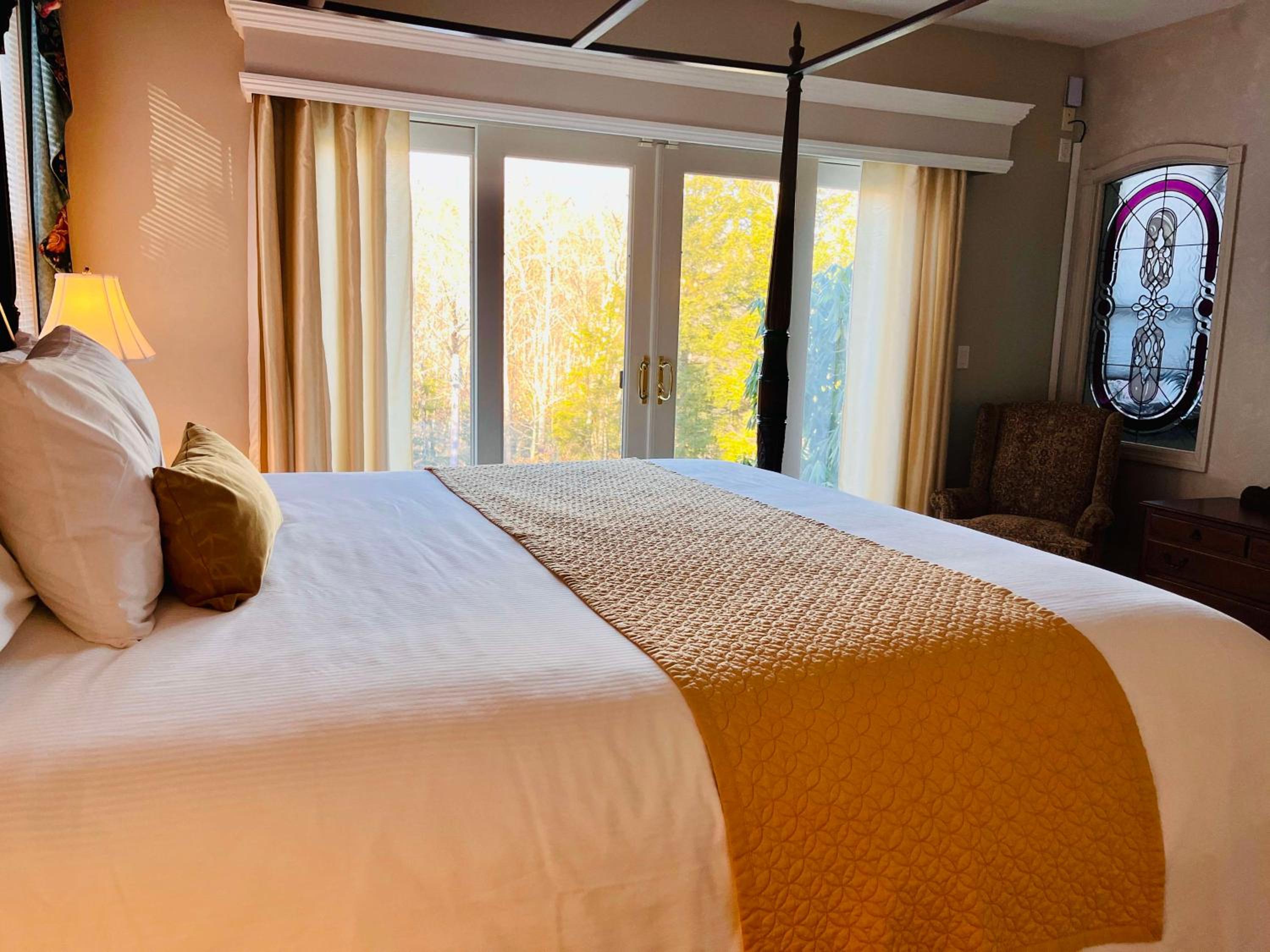 Chateau Grand Master Suite