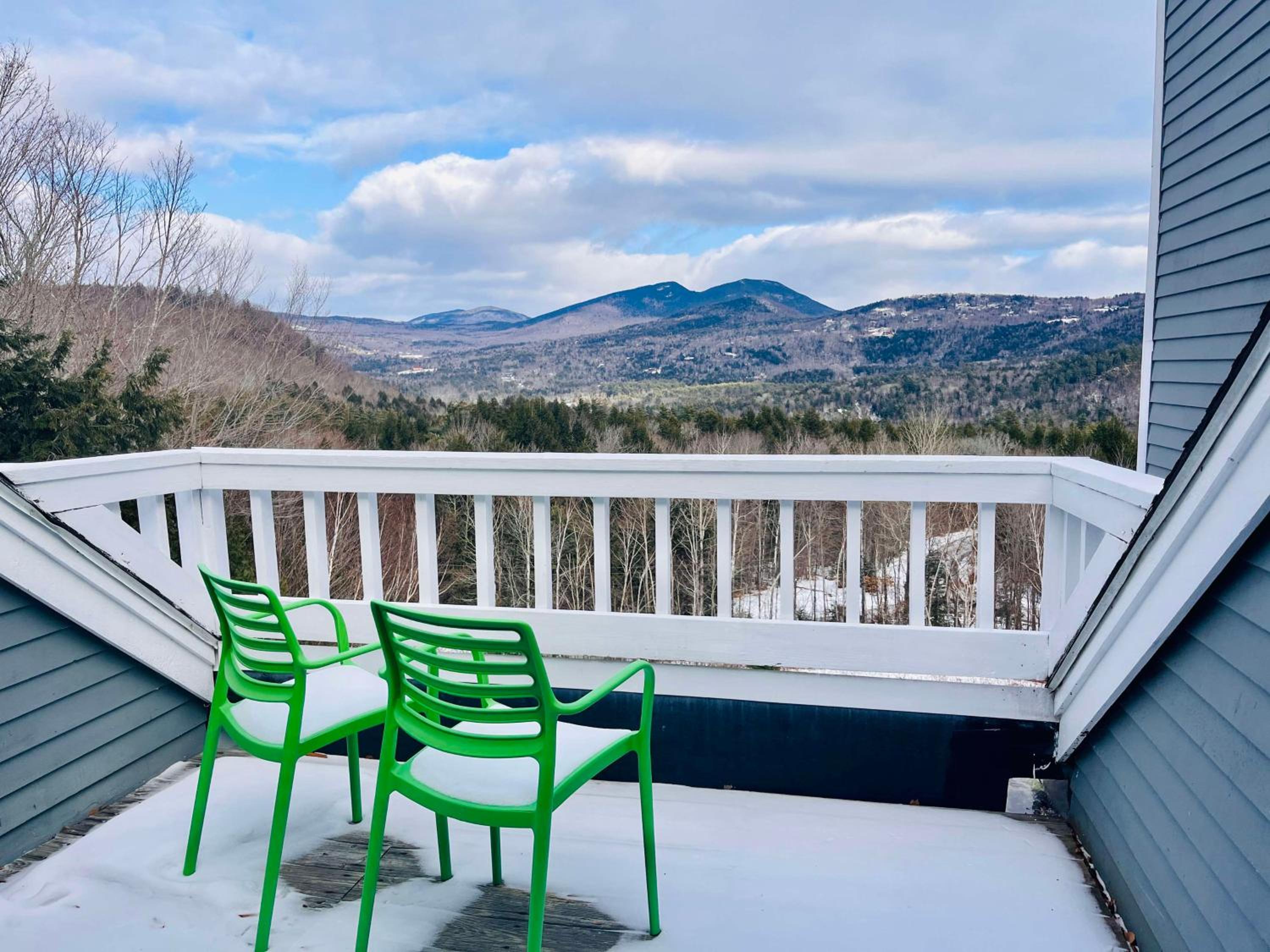 Highland Top Floor Deluxe Mtn View - Photo 4