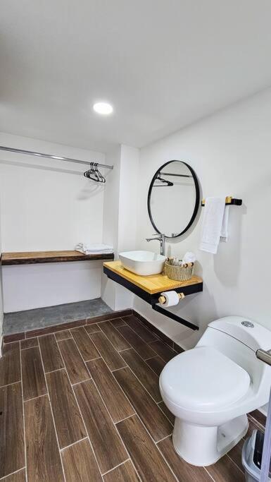 Four-Bedroom House photo 2