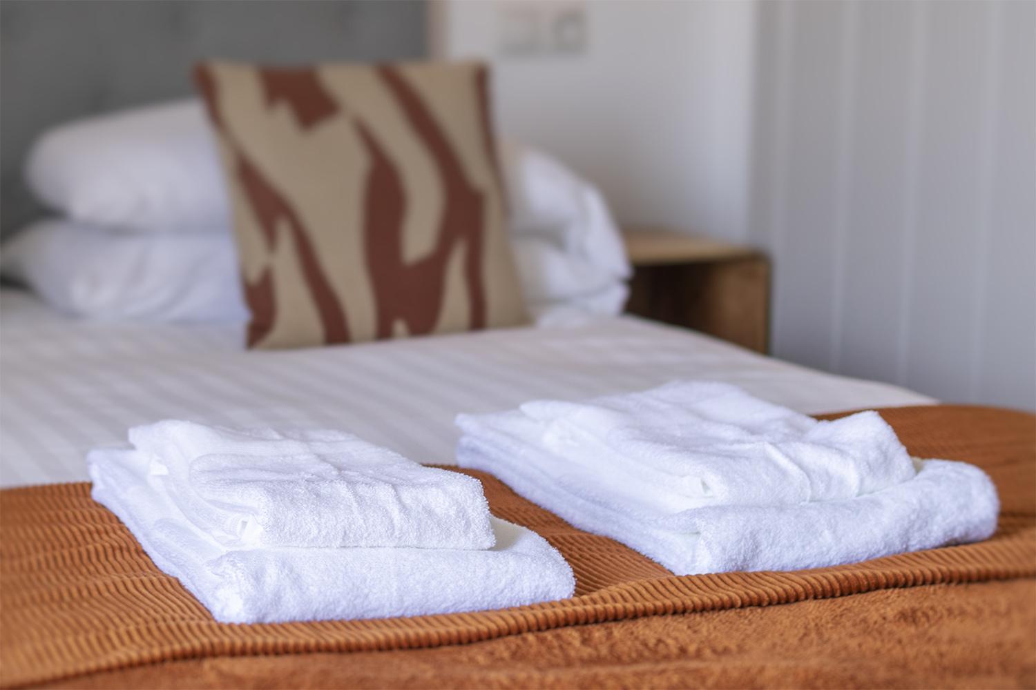 Deluxe Double Room with Balcony photo 3