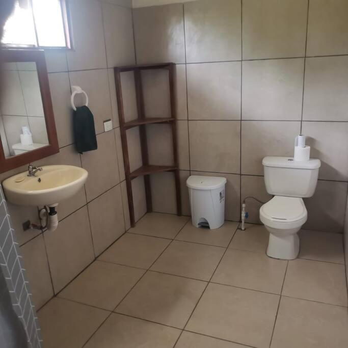 Three-Bedroom House photo 3