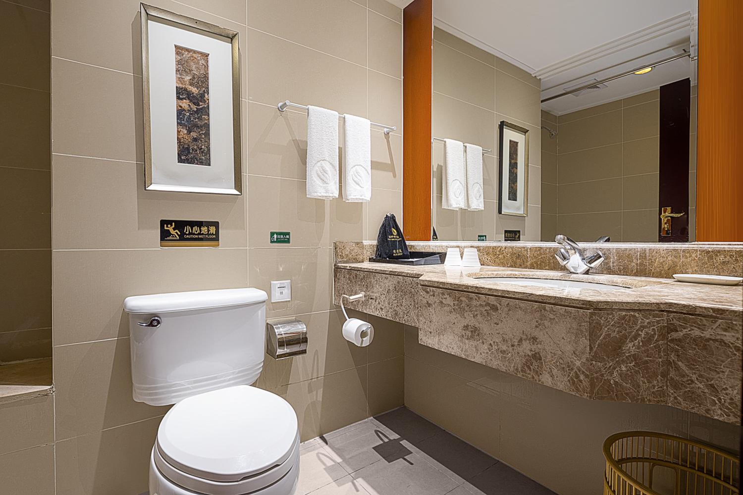 Superior Queen Room photo 2