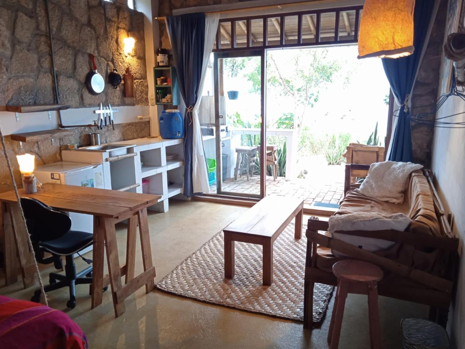 Studio with Balcony photo 1