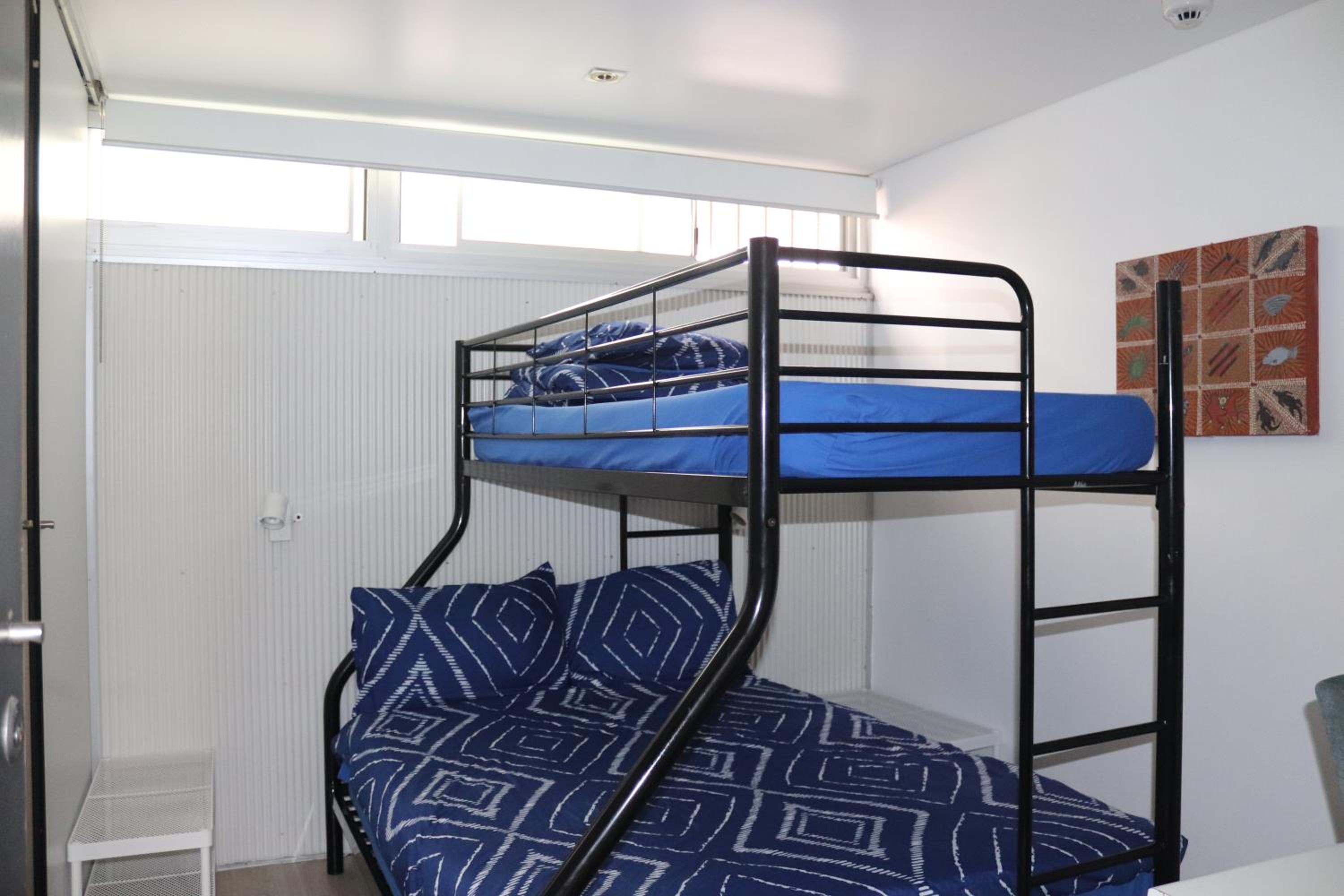 Twin Room with Private Bathroom photo 1