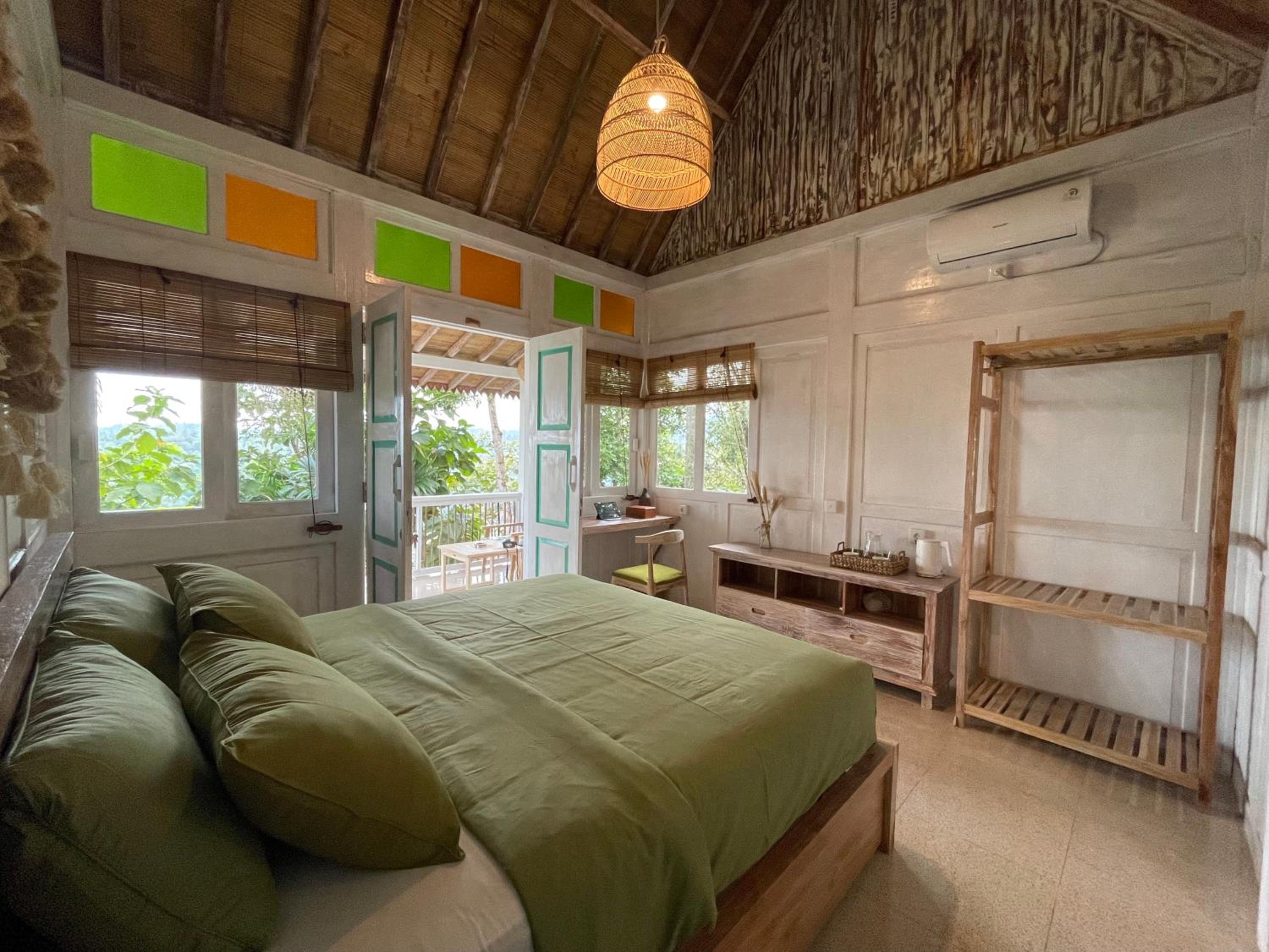 Bungalow with Hill View