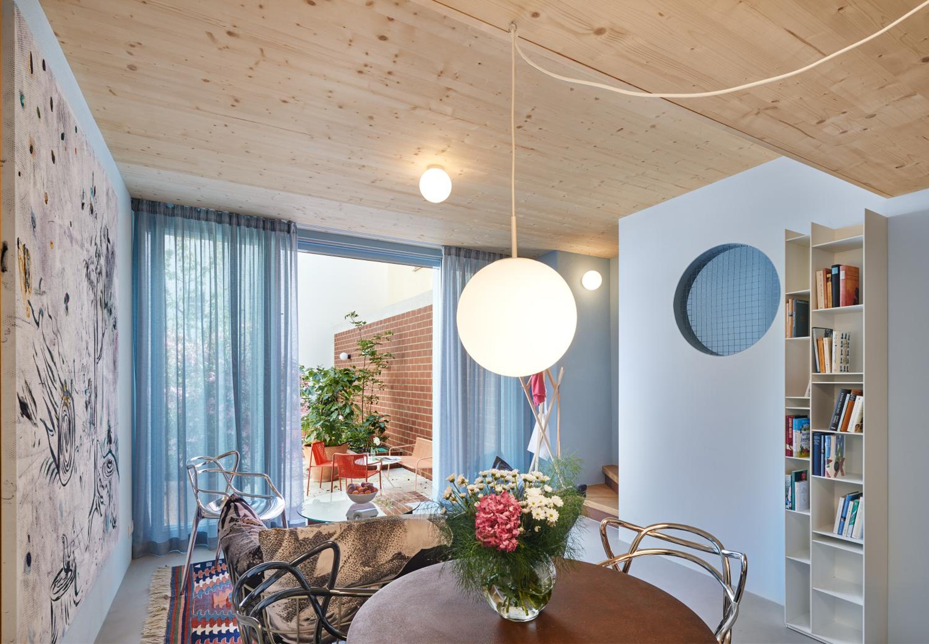 Duplex Apartment photo 3