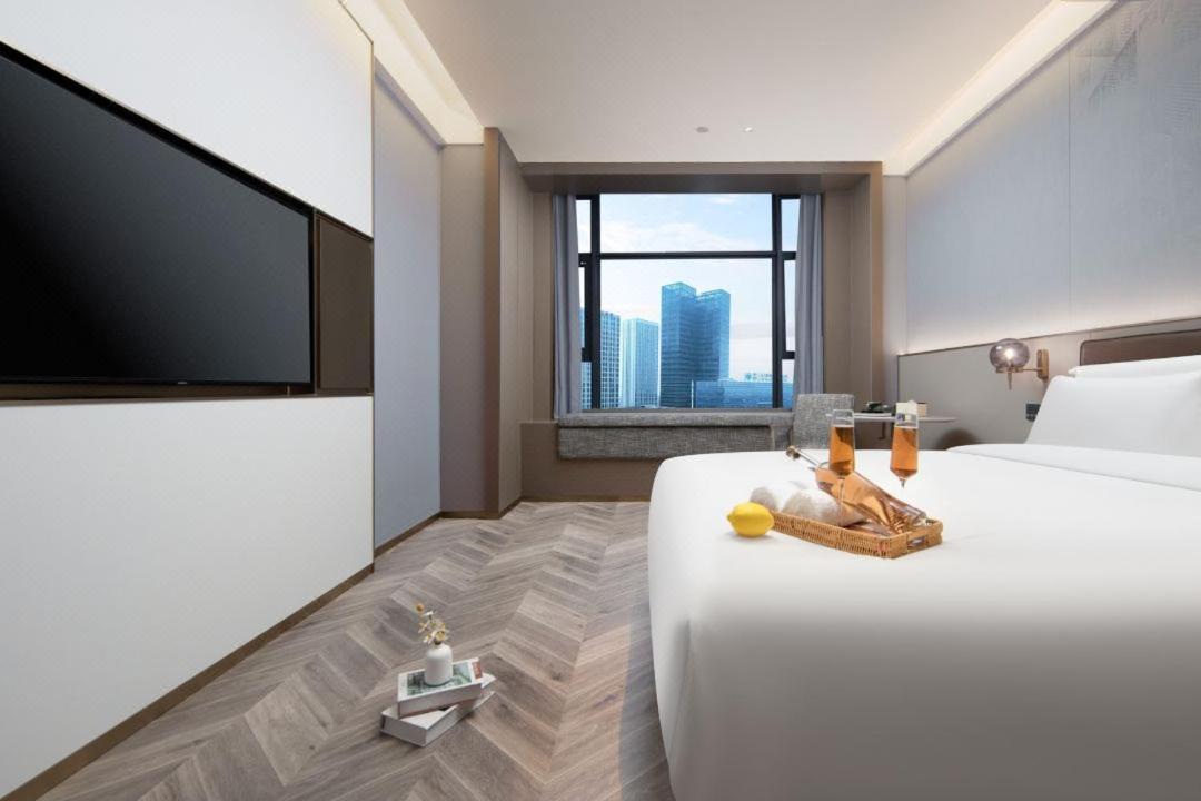 Liz Double Room with City View