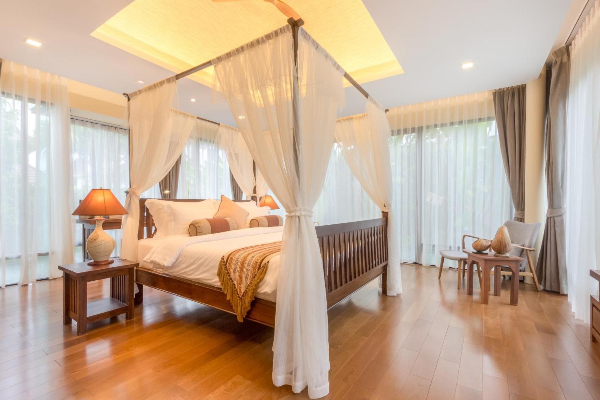Two-Bedroom Villa - Photo 11