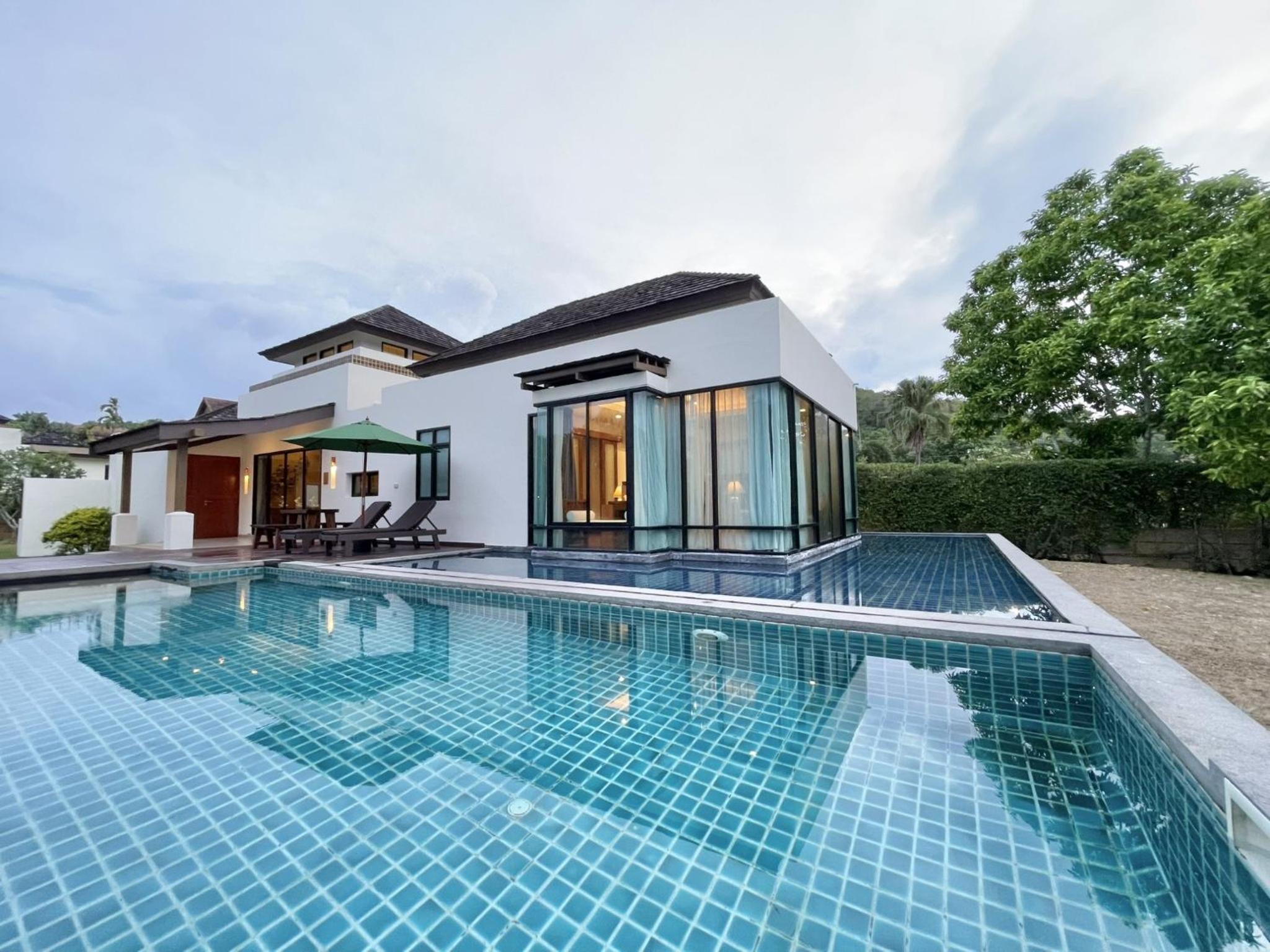 Two-Bedroom Villa - Photo 40