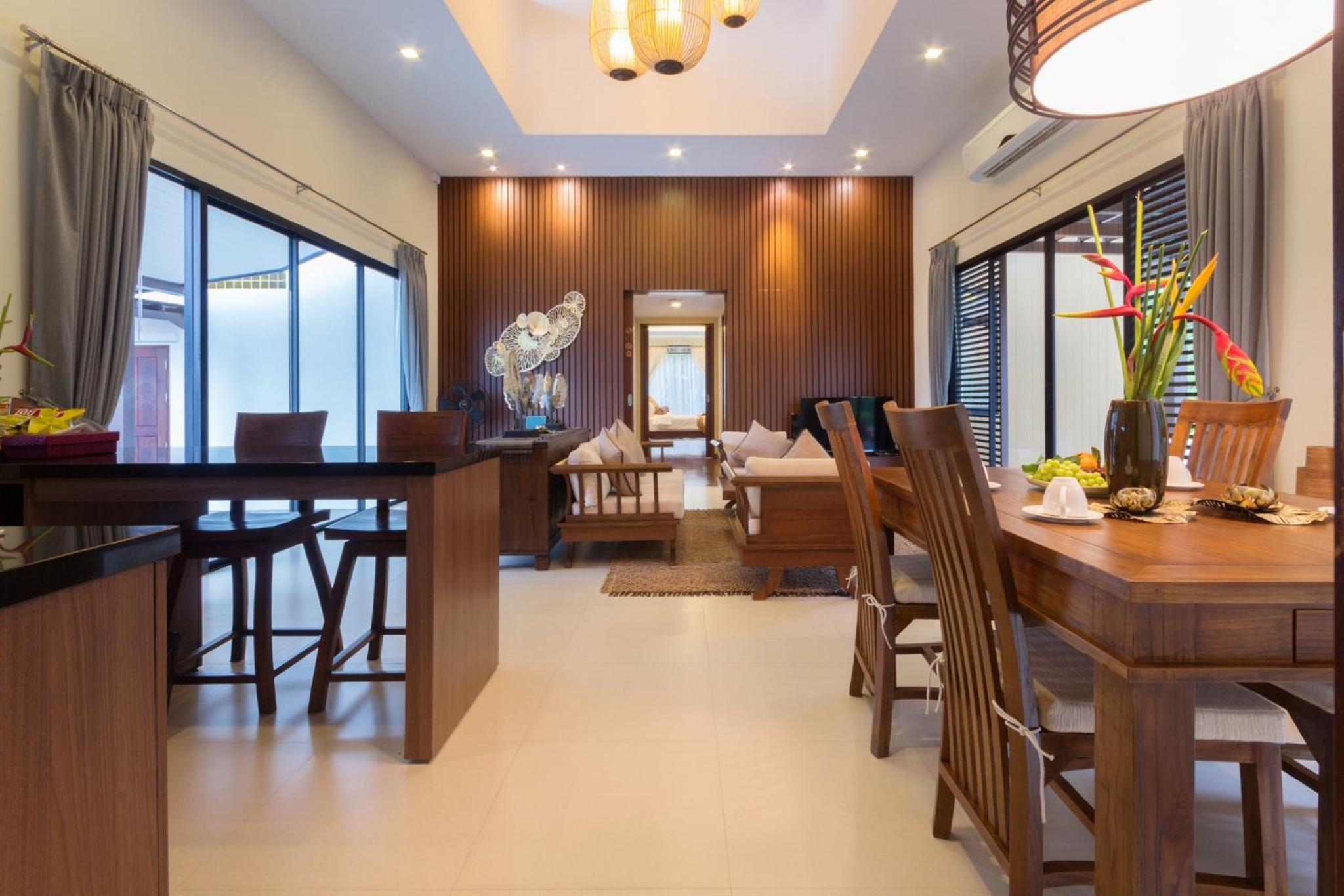 Two-Bedroom Villa - Photo 2