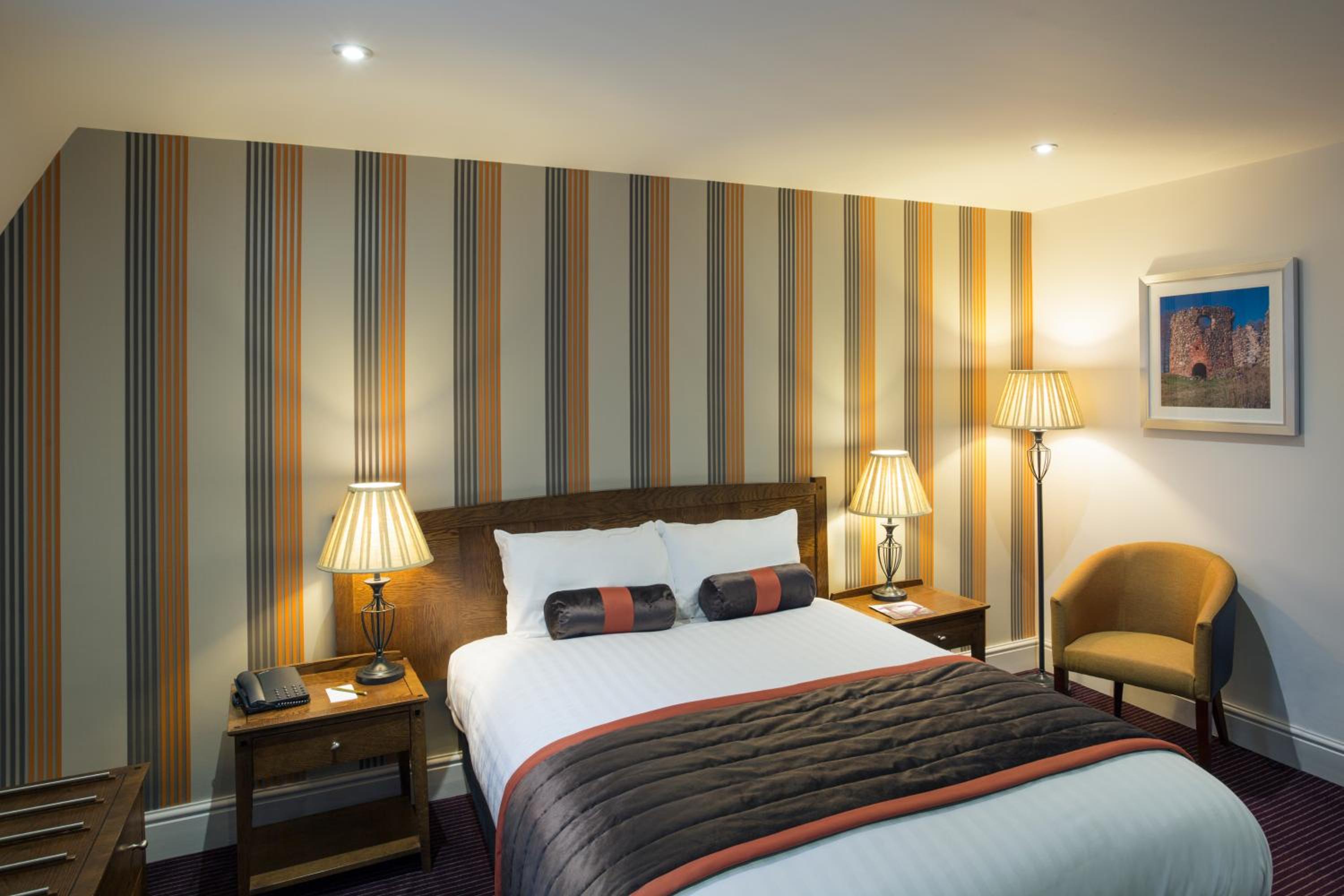 Privilege Room With Two Double Beds Or One Double Bed And One Sofa Bed