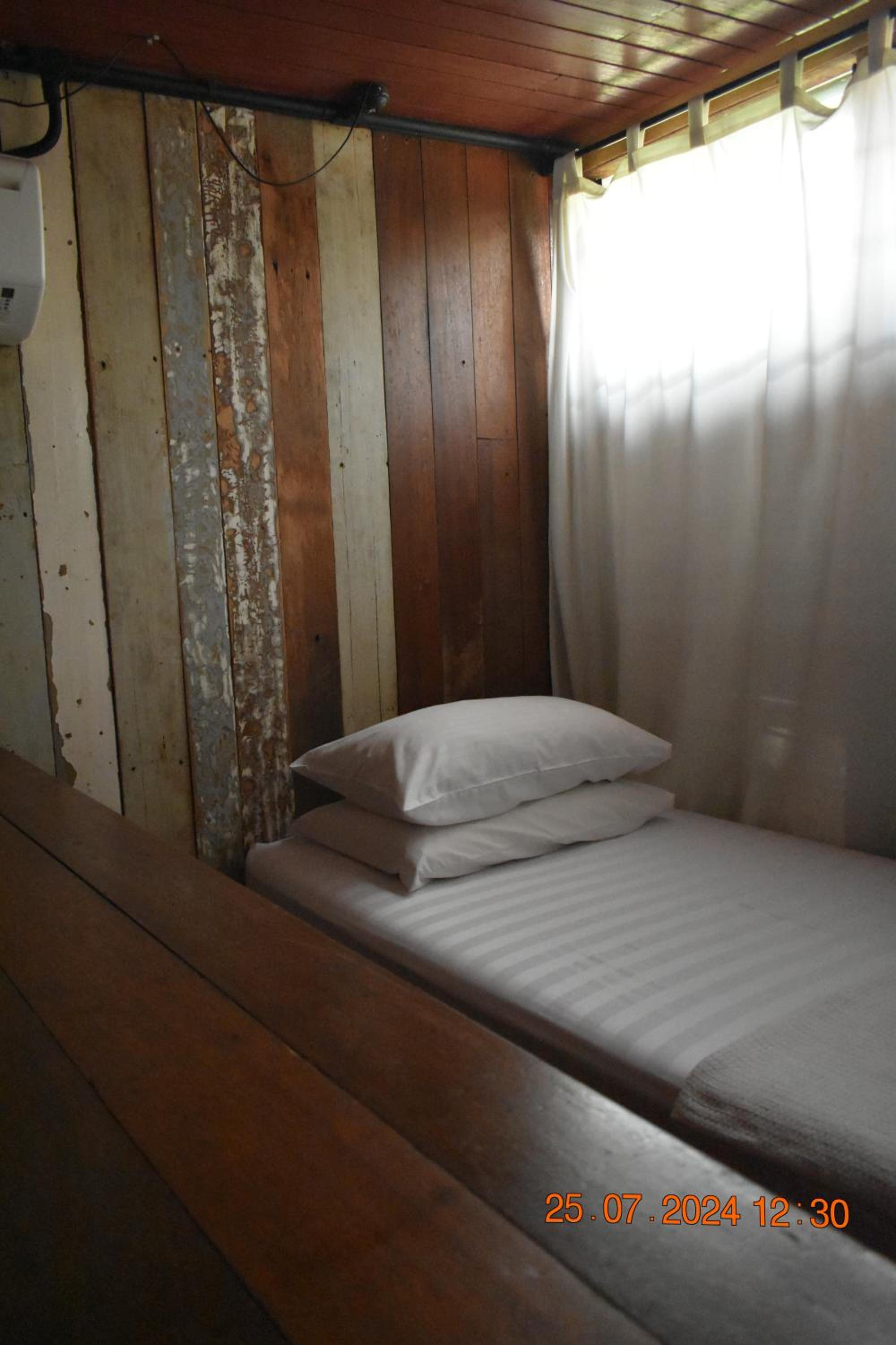 Triple Room with Bathroom
