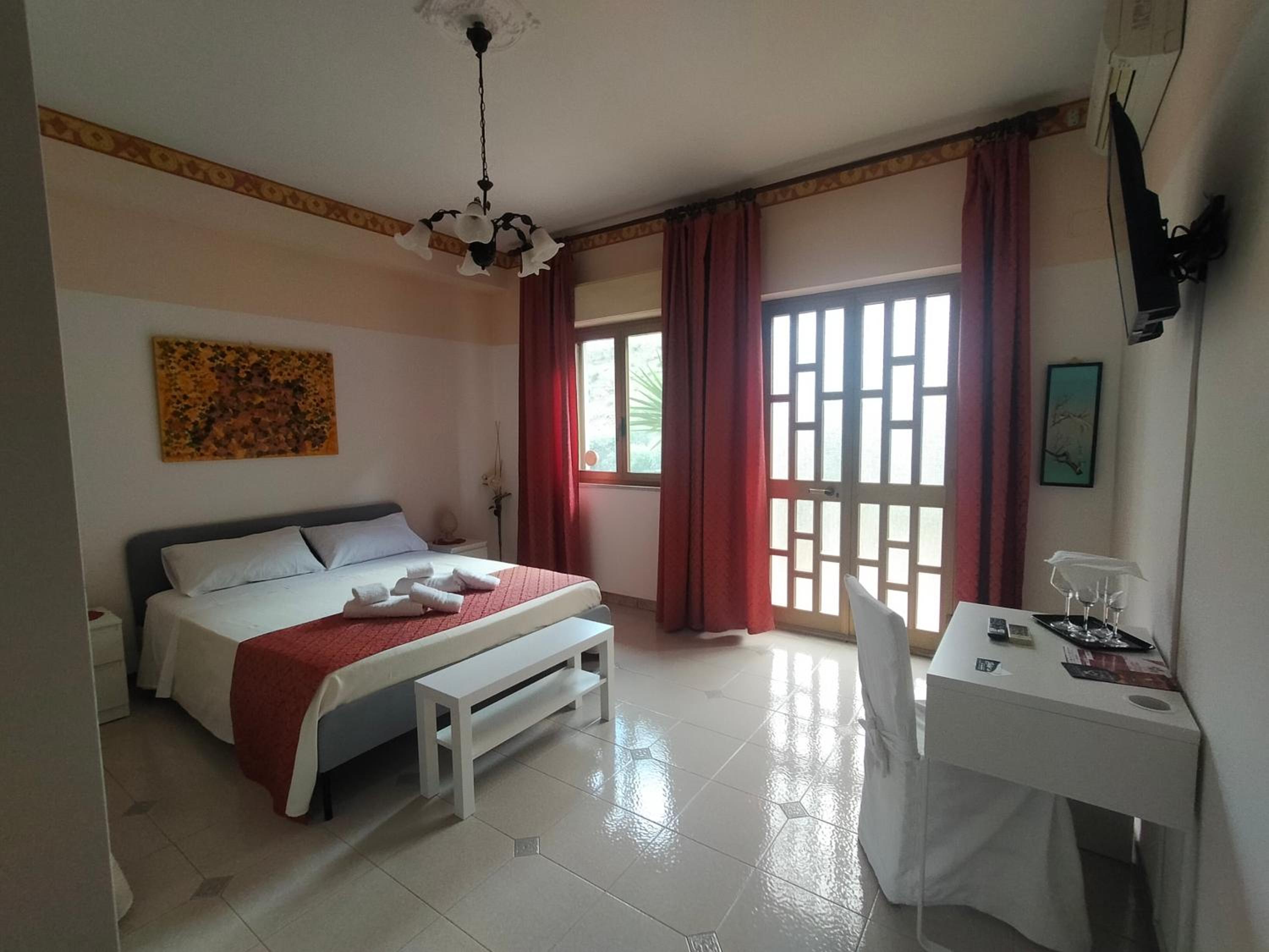 Large Double Room