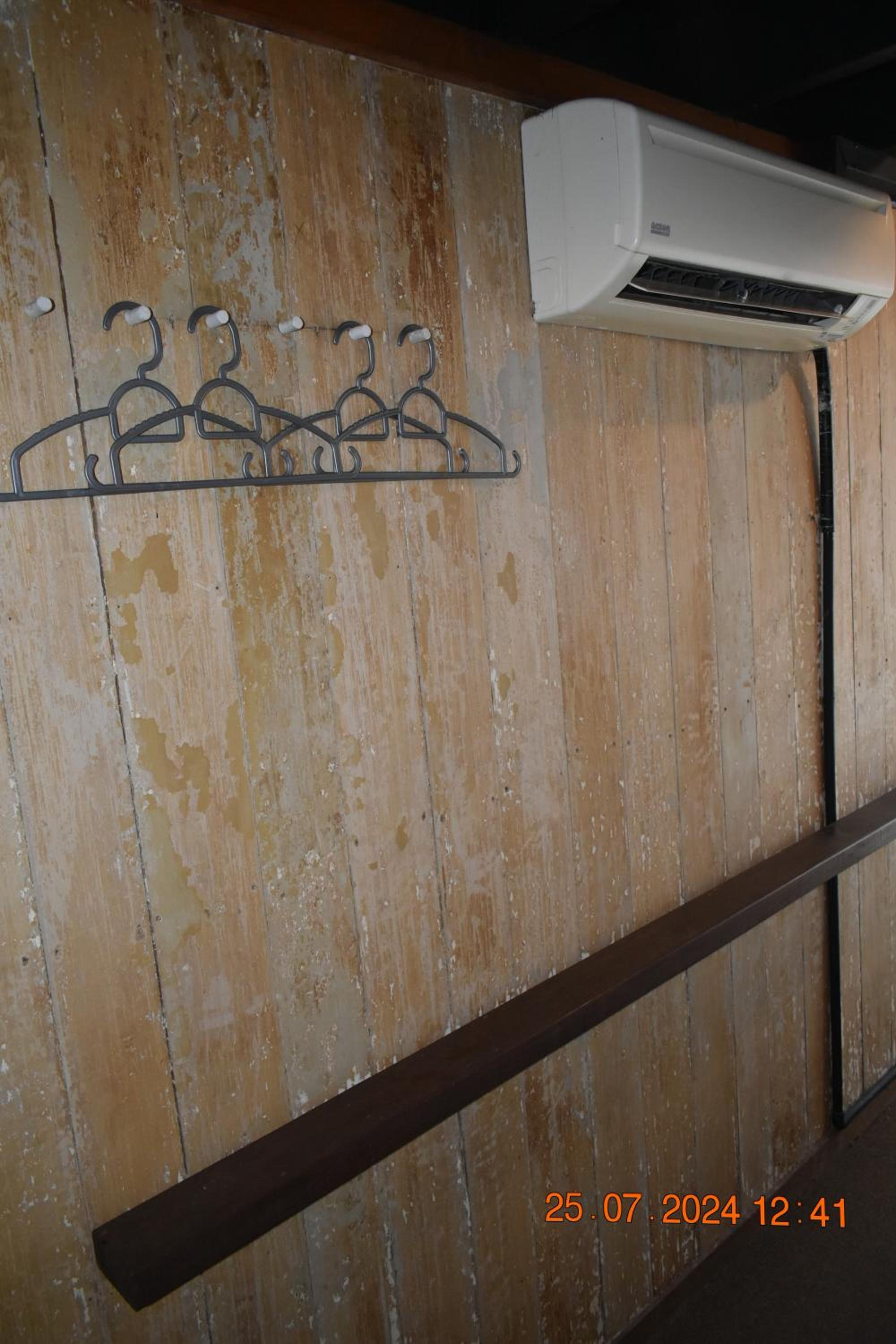 Single Room with Shared Toilet
