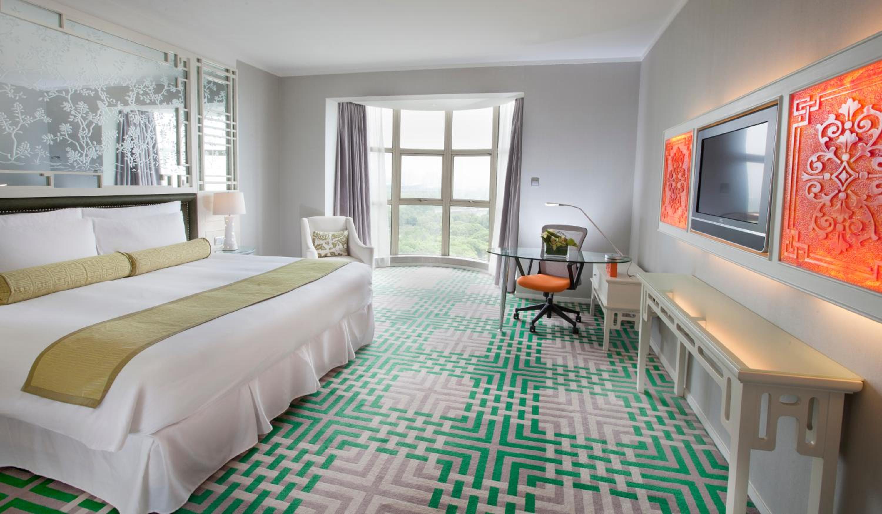 Deluxe Park View King Room - Photo 1