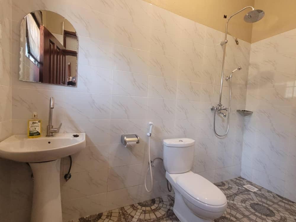 Budget Twin Room photo 3